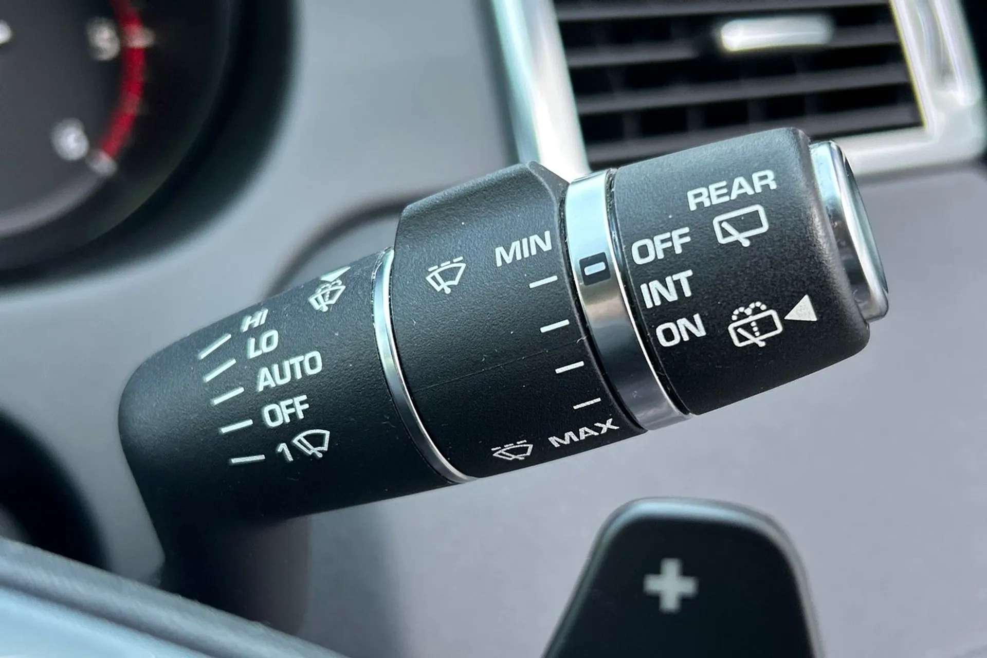 LAND ROVER DISCOVERY SPORT thumbnail image number 64