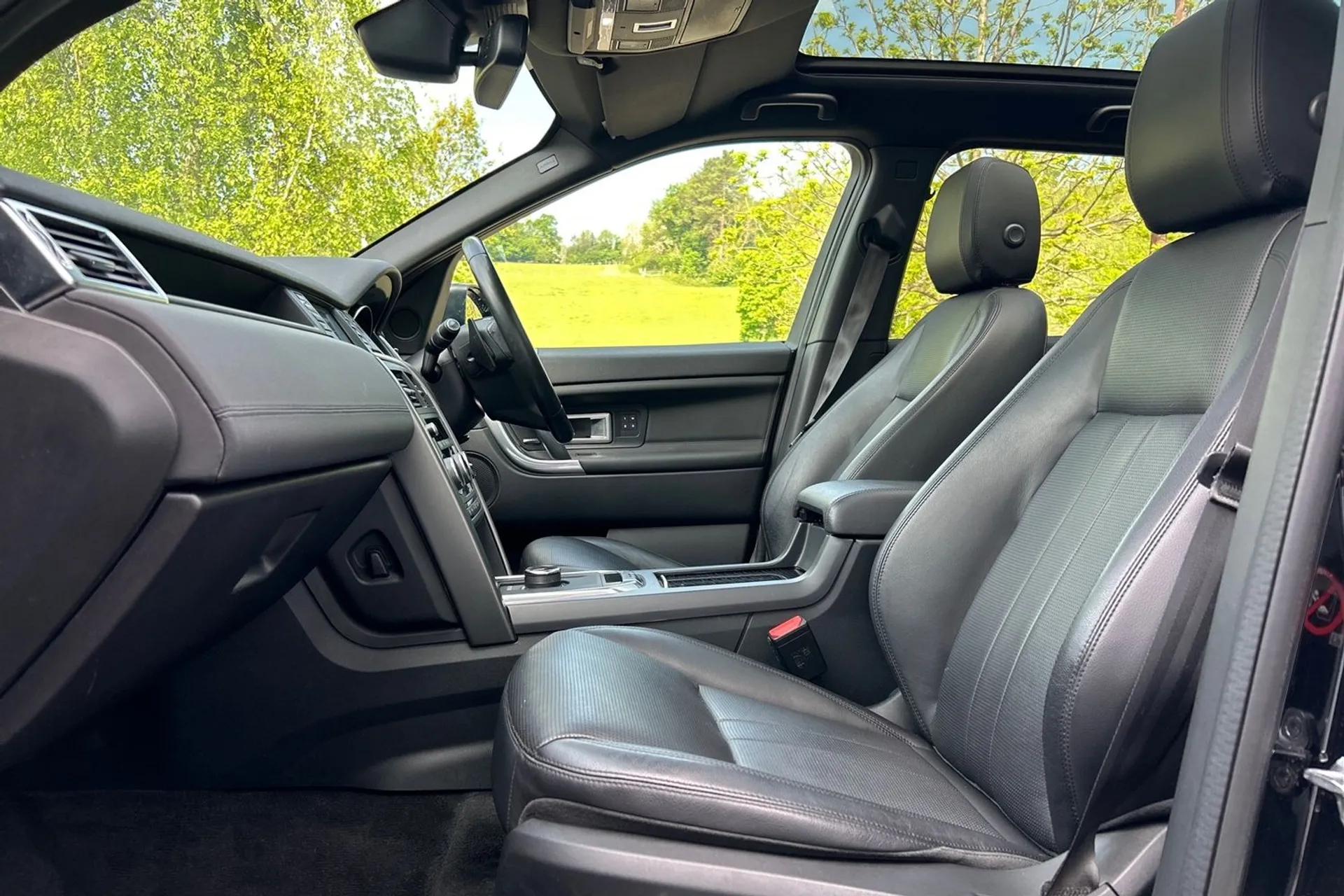 LAND ROVER DISCOVERY SPORT thumbnail image number 20