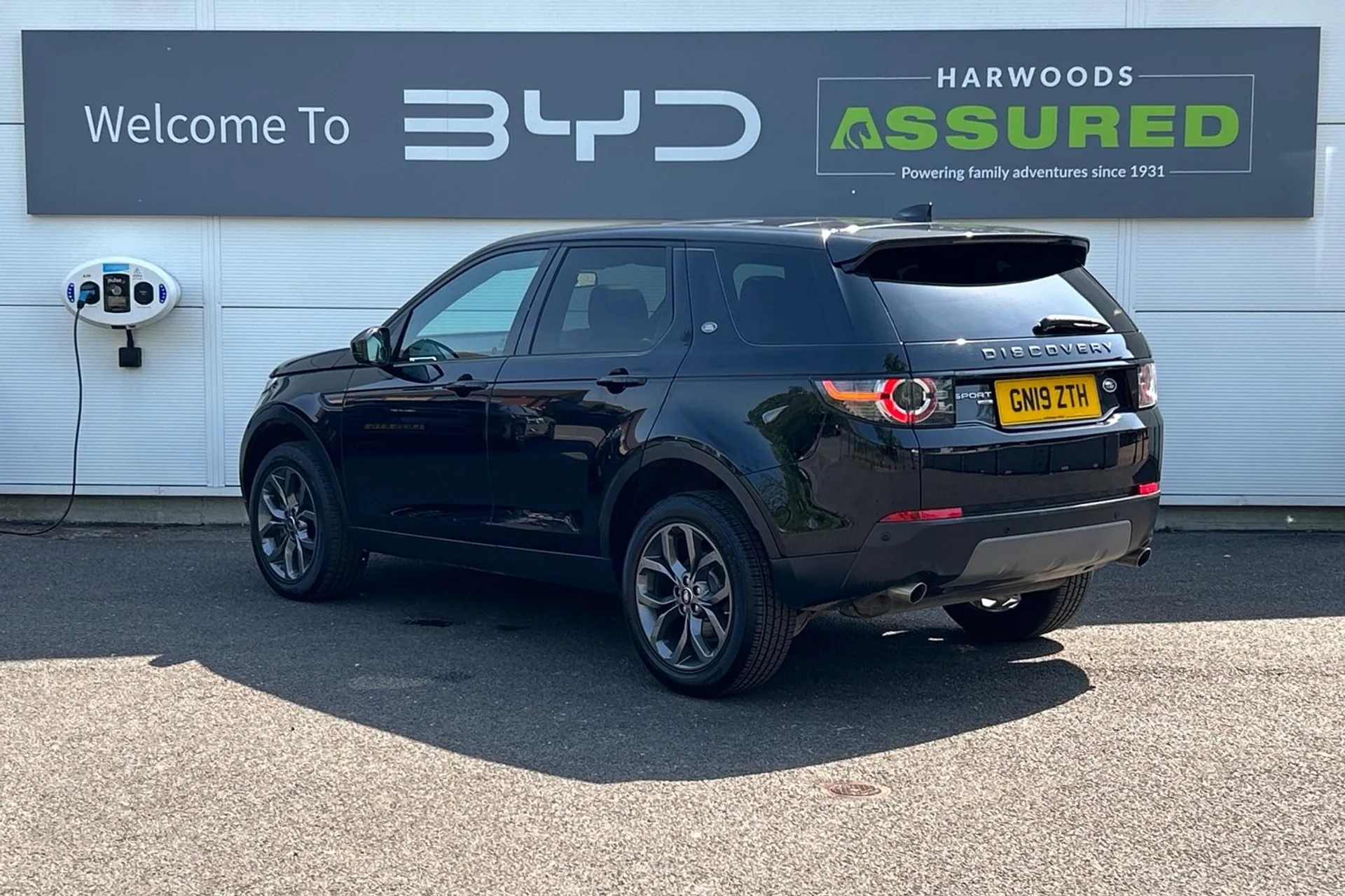 LAND ROVER DISCOVERY SPORT thumbnail image number 9
