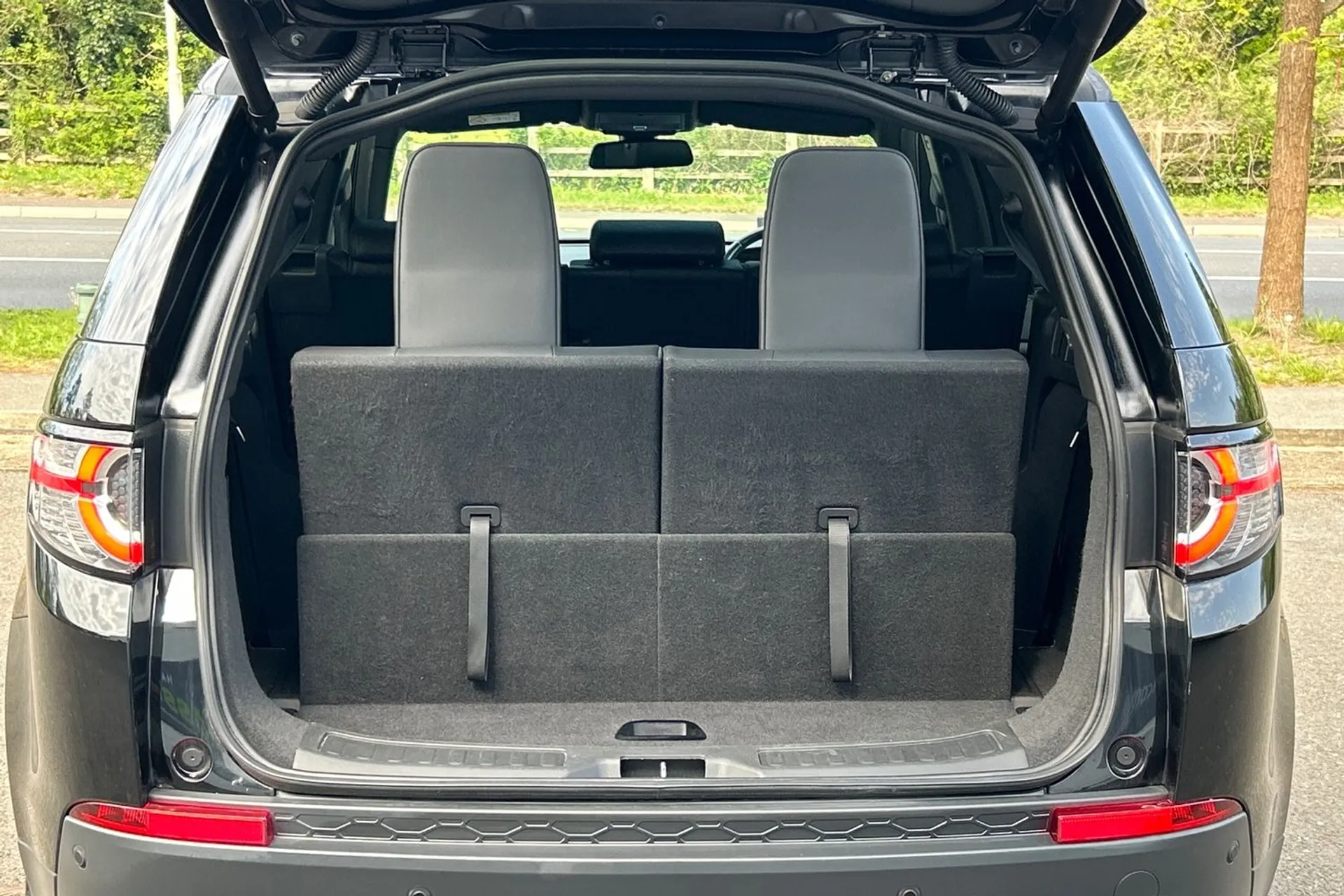 LAND ROVER DISCOVERY SPORT thumbnail image number 35