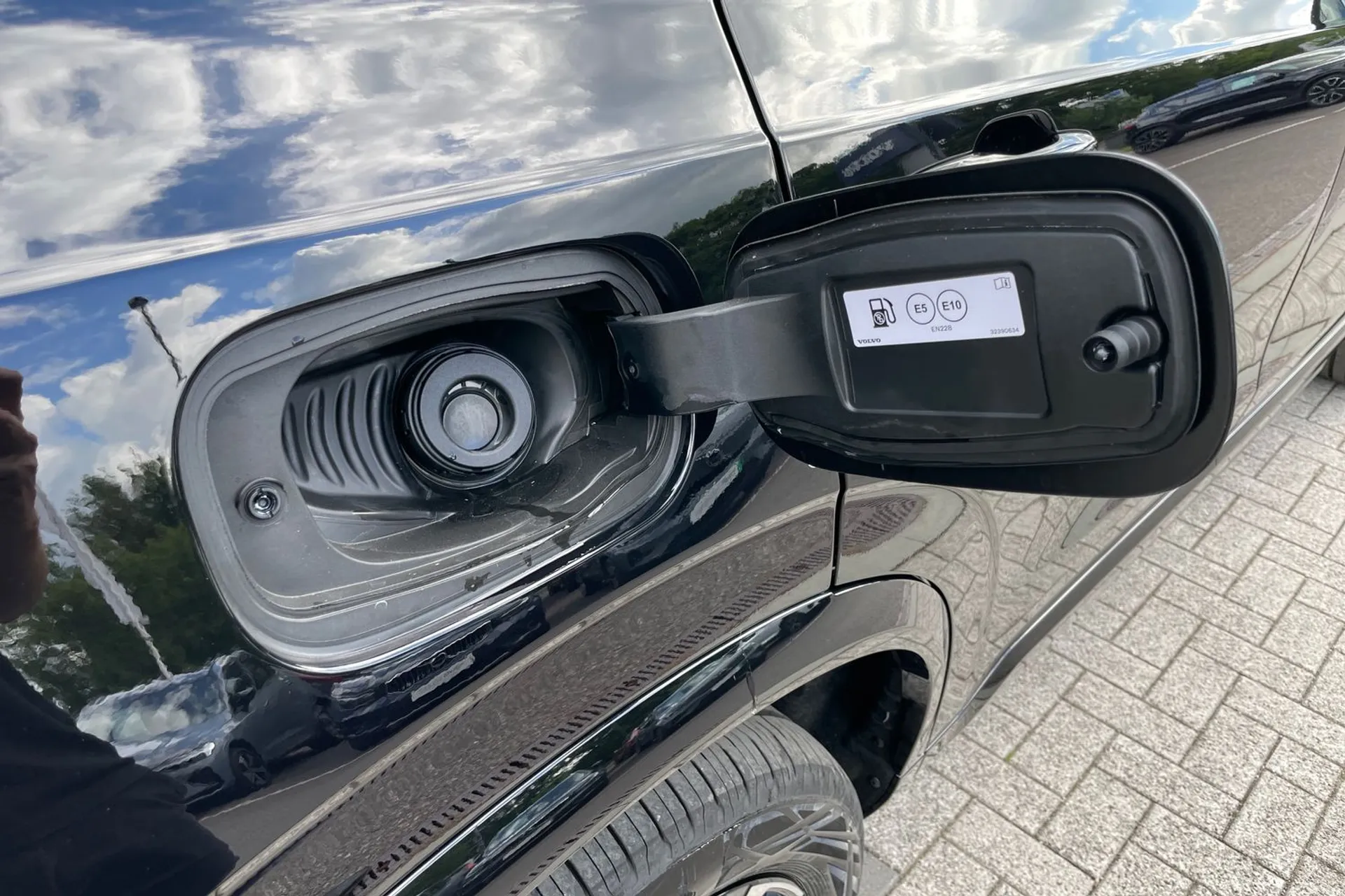 Volvo XC90 thumbnail image number 21