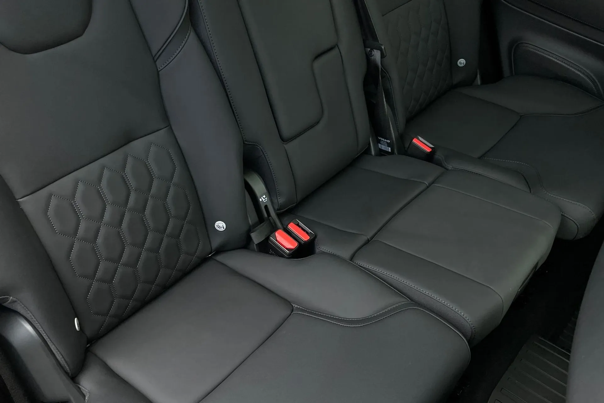 Volvo XC90 thumbnail image number 27