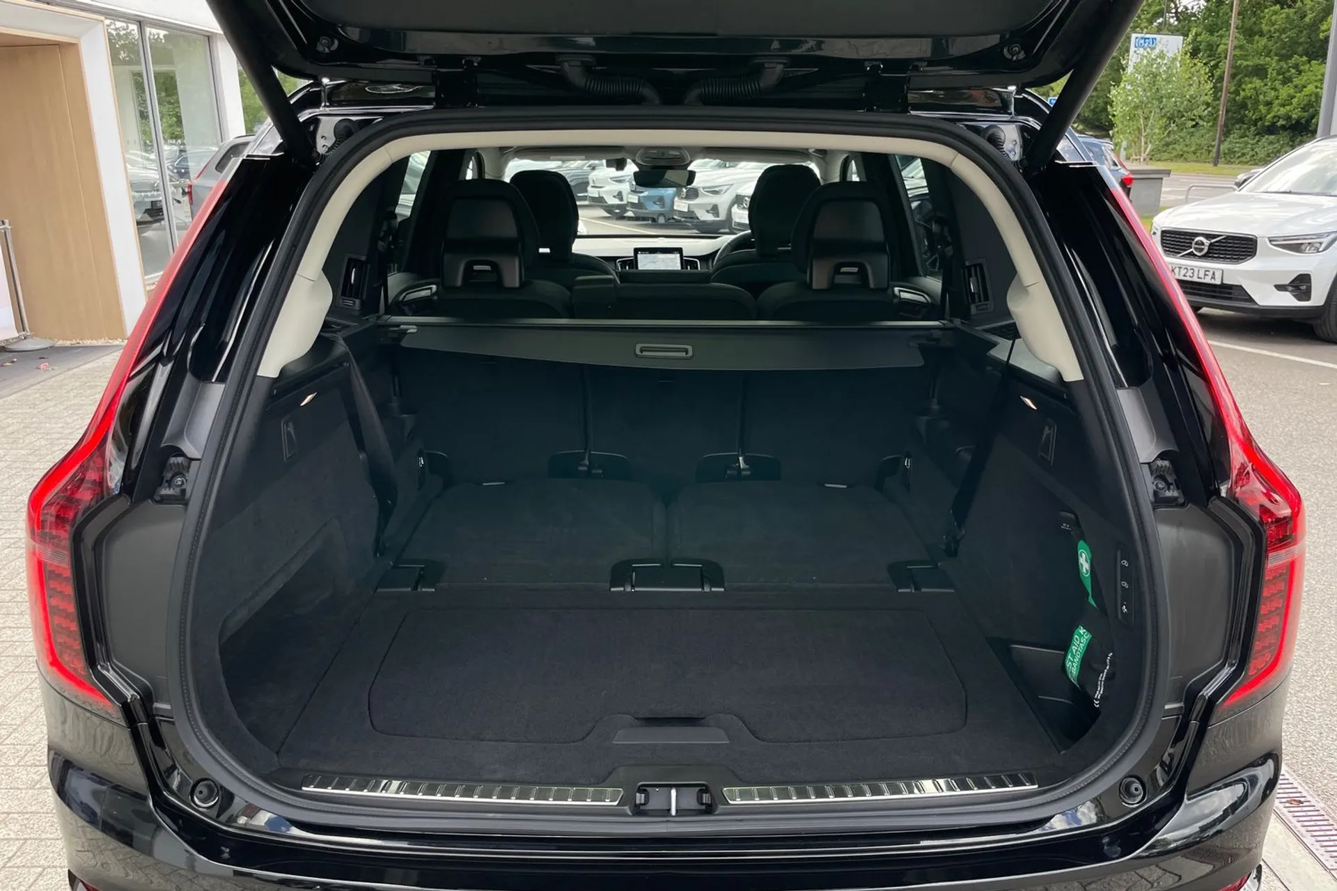 Volvo XC90 thumbnail image number 22