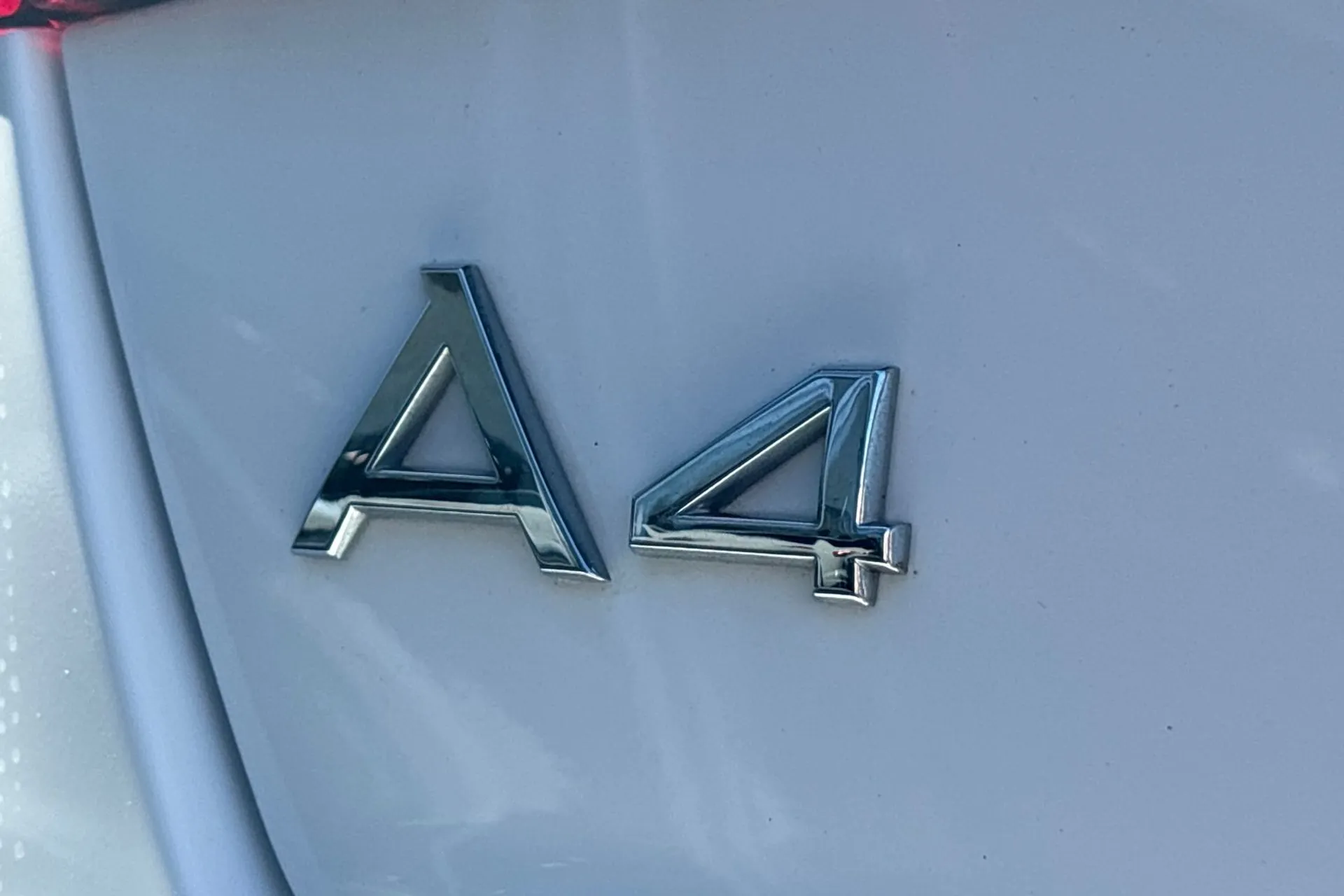 Audi A4 thumbnail image number 7