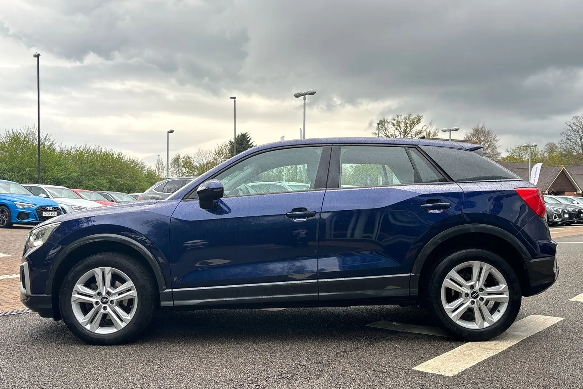 Audi Q2 thumbnail image number 9
