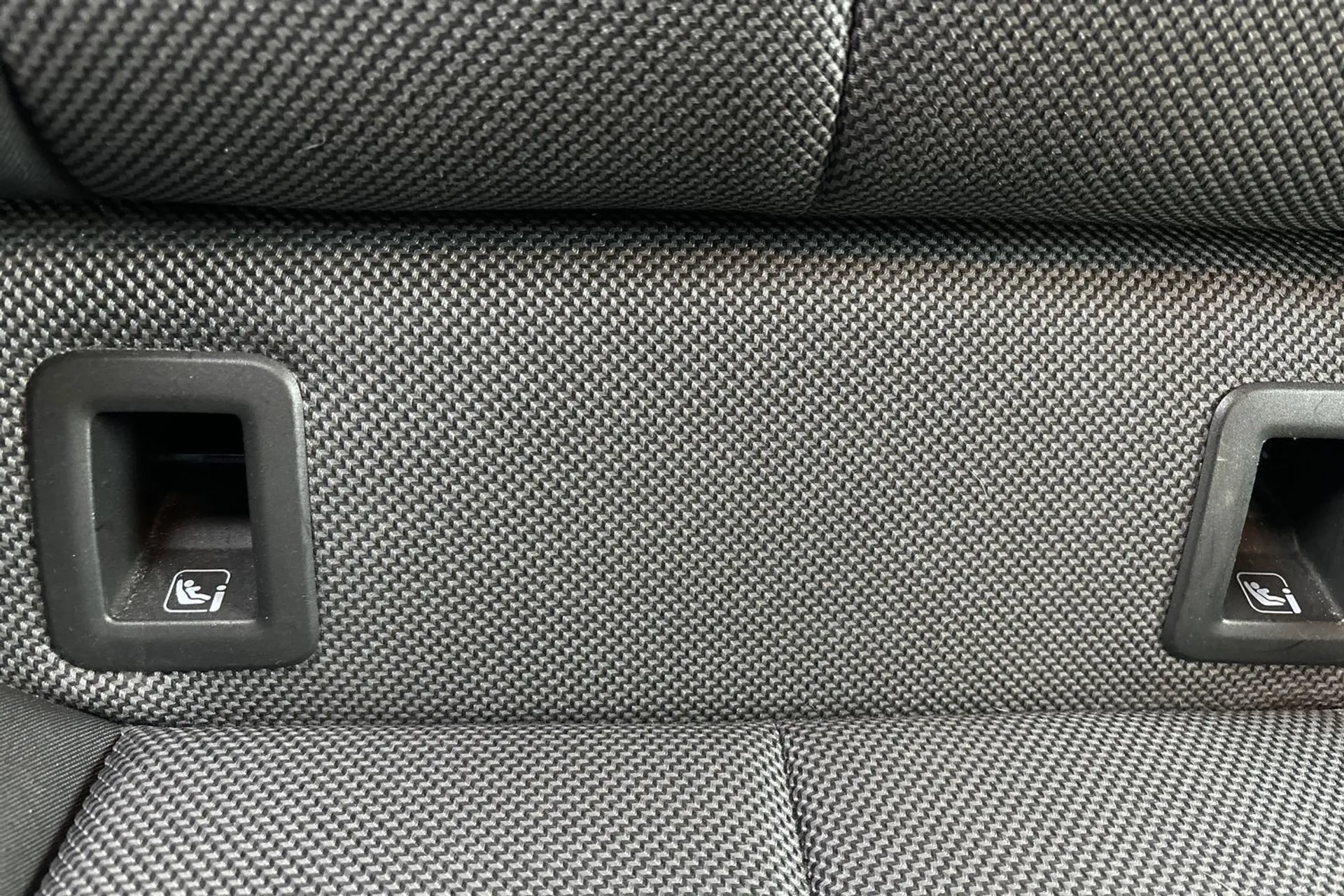 Audi Q2 thumbnail image number 23