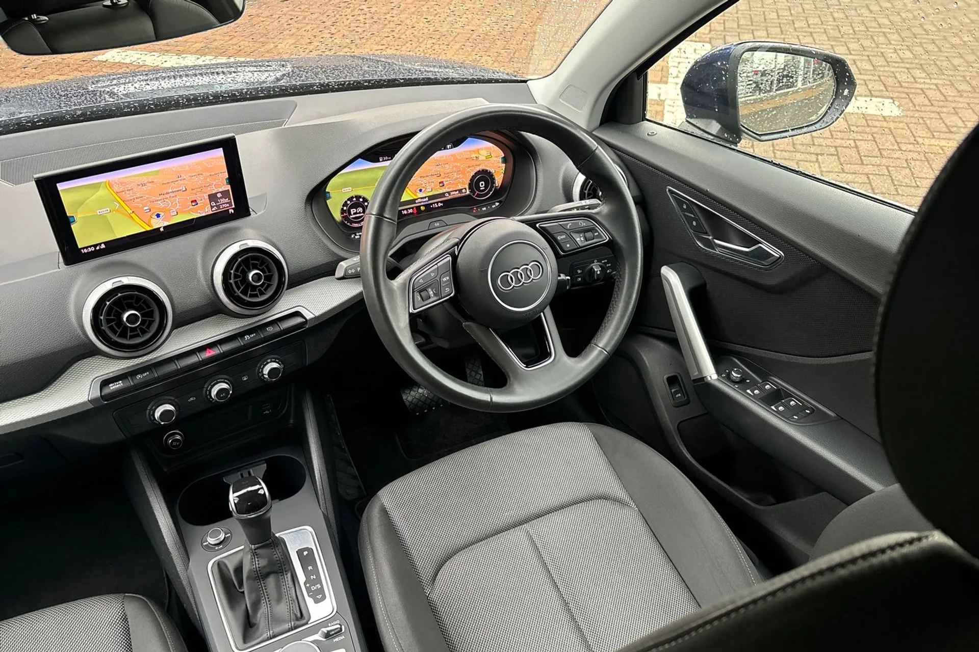 Audi Q2 thumbnail image number 33