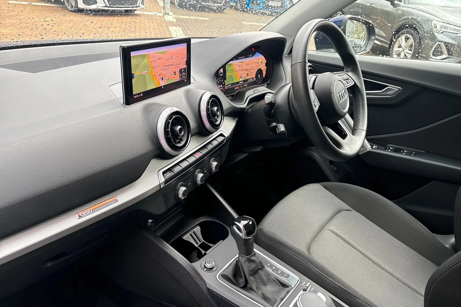 Audi Q2 thumbnail image number 26