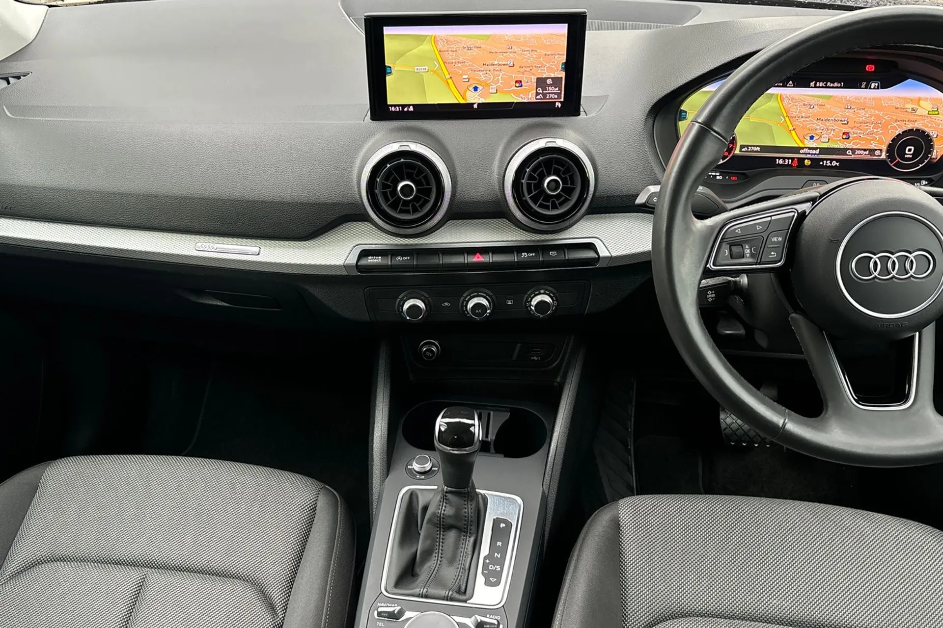 Audi Q2 thumbnail image number 35