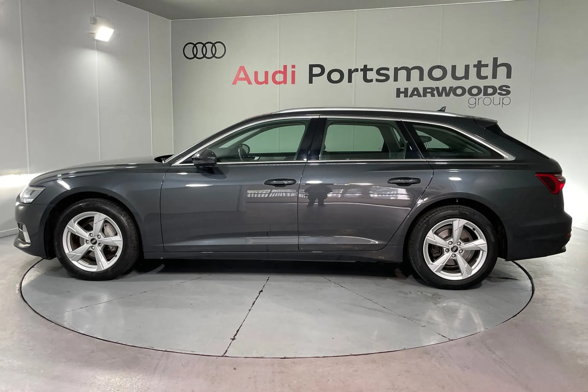Audi A6 thumbnail image number 11