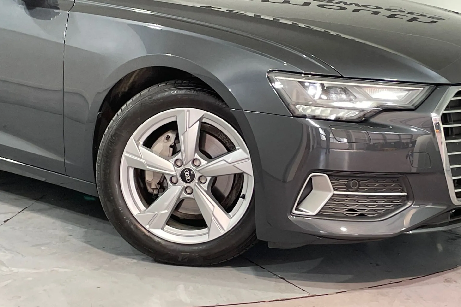 Audi A6 thumbnail image number 7