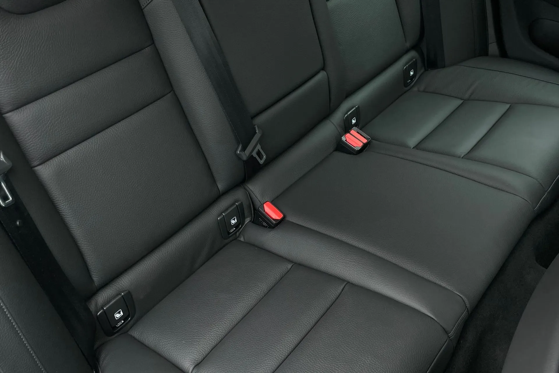 Volvo V60 thumbnail image number 24