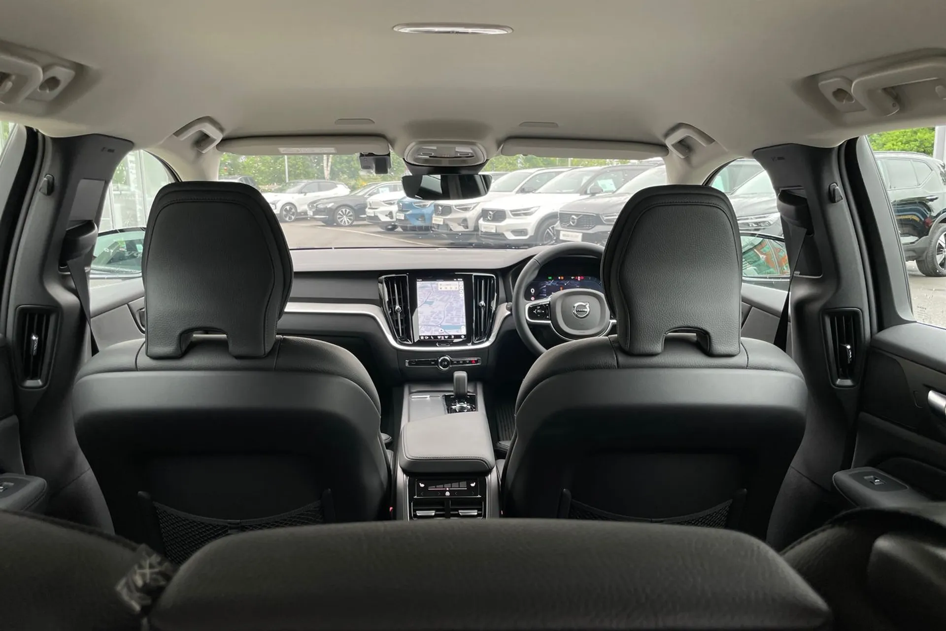 Volvo V60 thumbnail image number 21