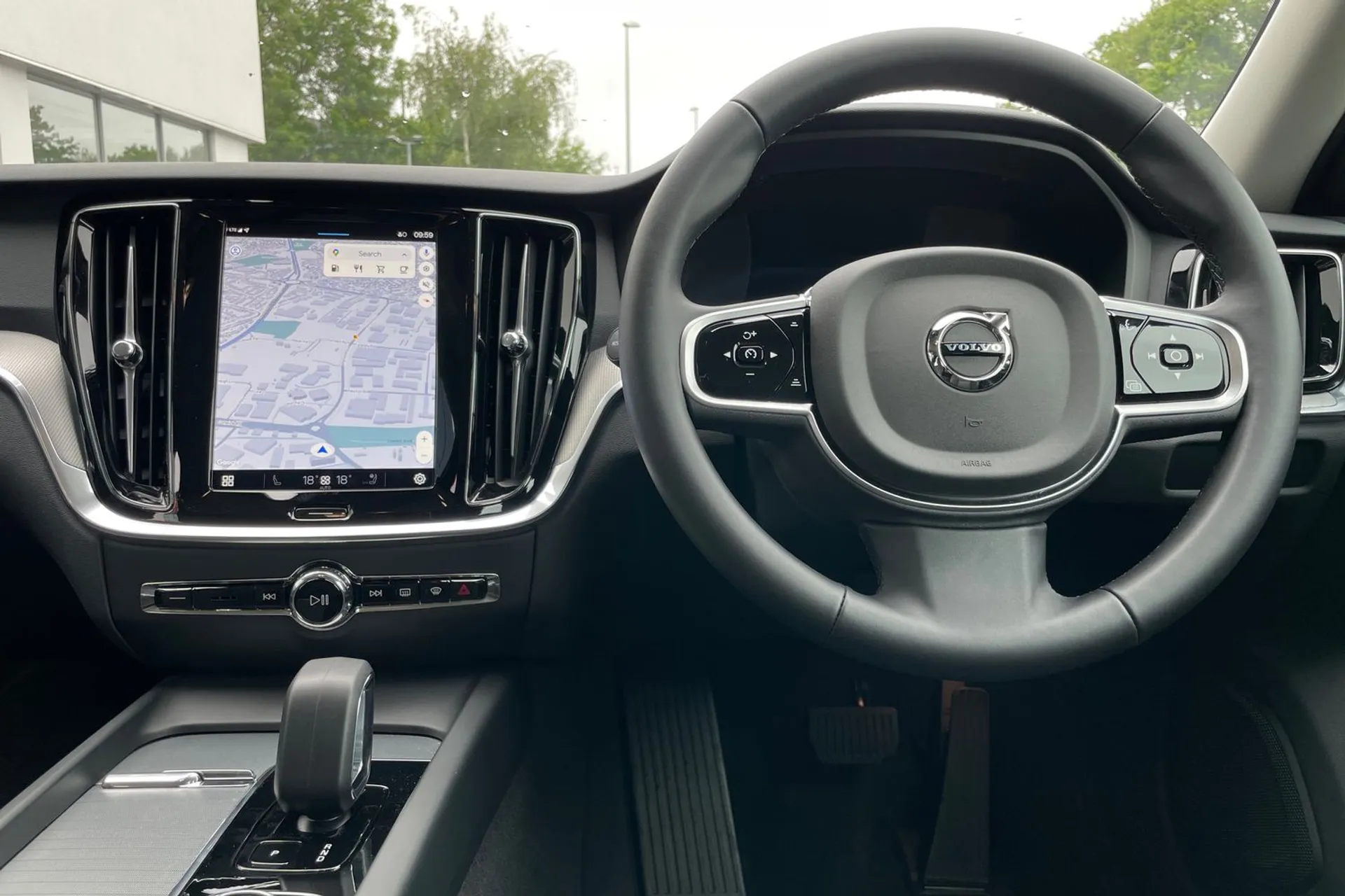 Volvo V60 thumbnail image number 34