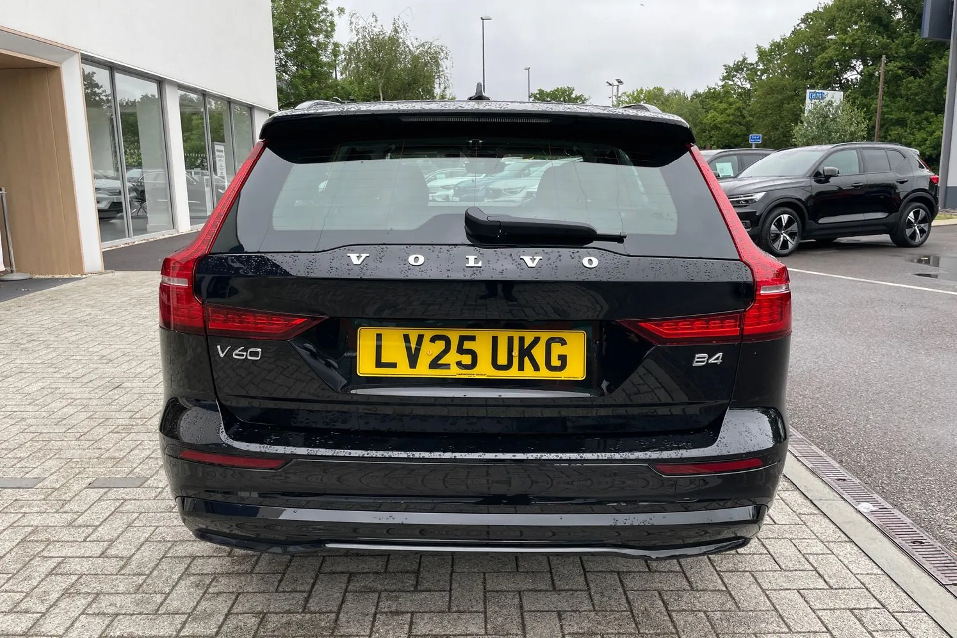 Volvo V60 thumbnail image number 8