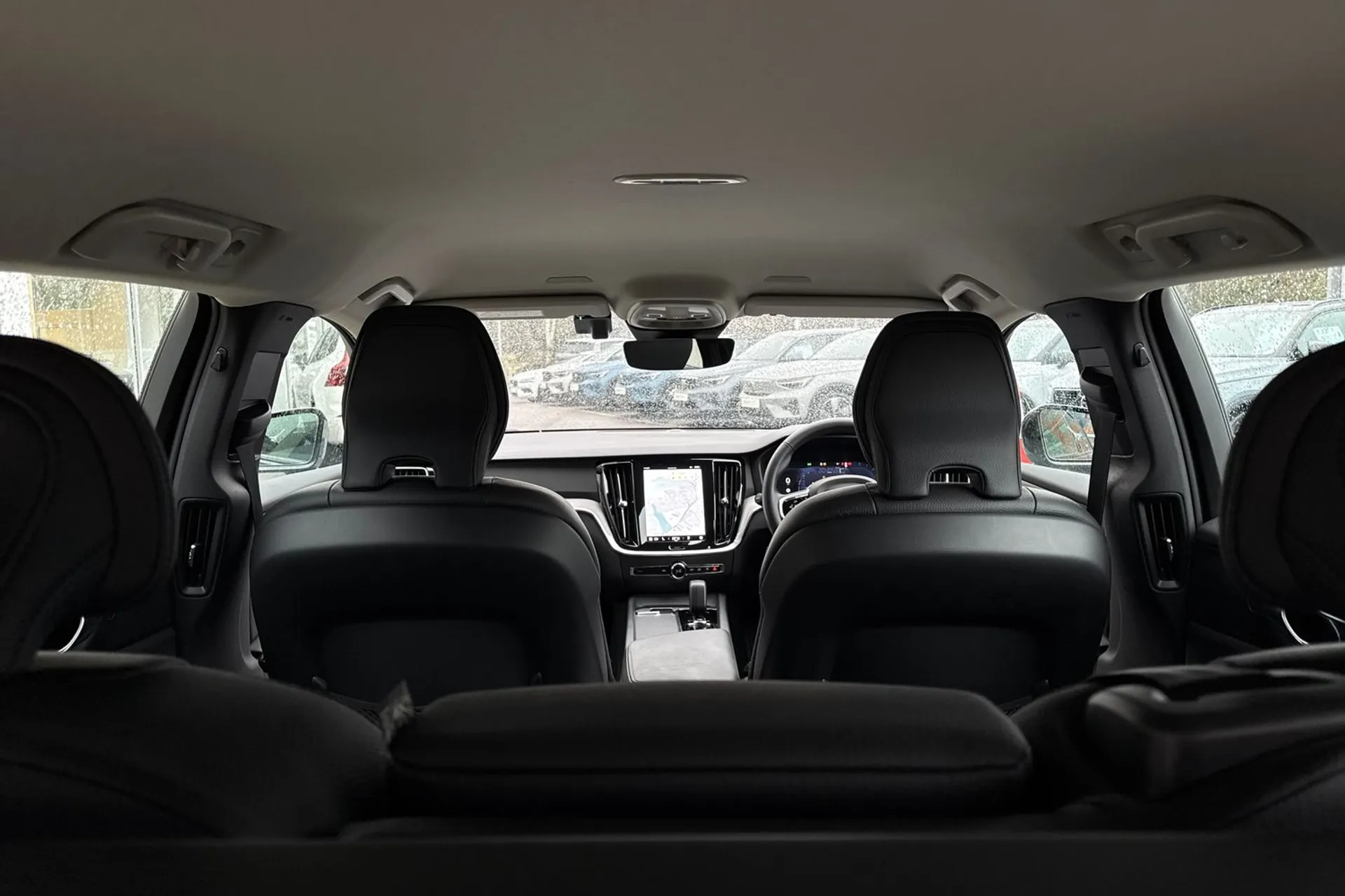 Volvo V60 thumbnail image number 22