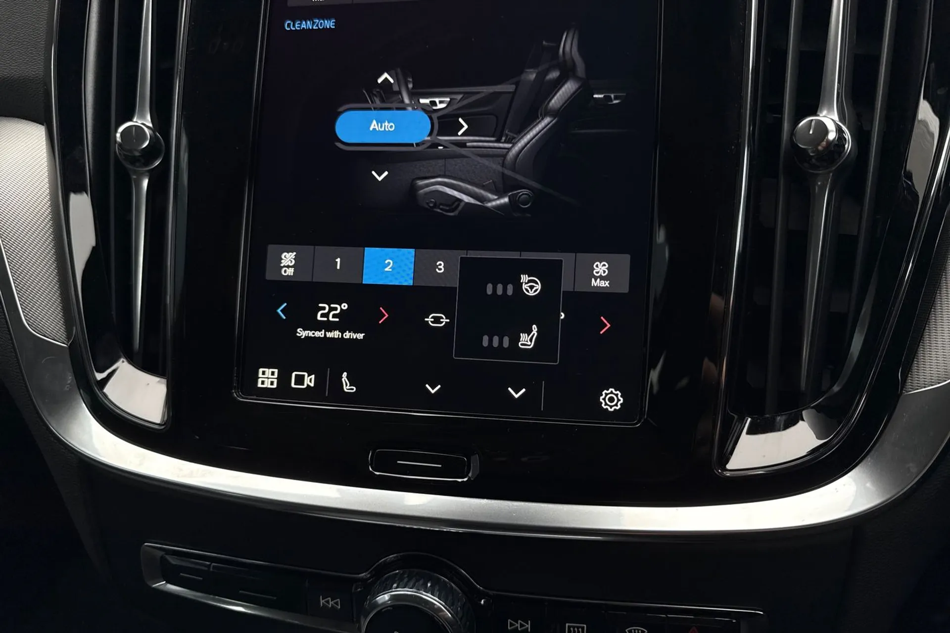 Volvo V60 thumbnail image number 39