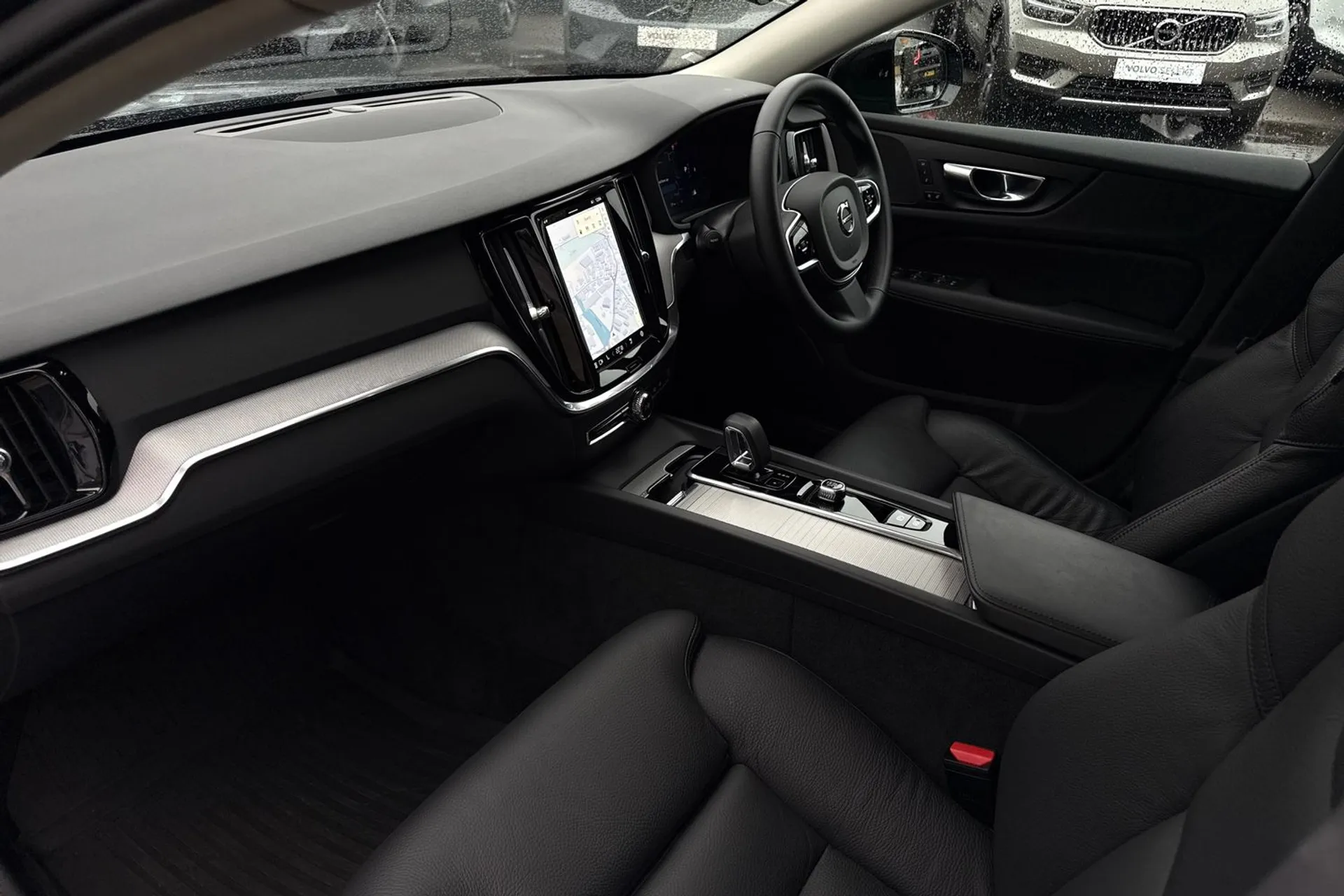 Volvo V60 thumbnail image number 27