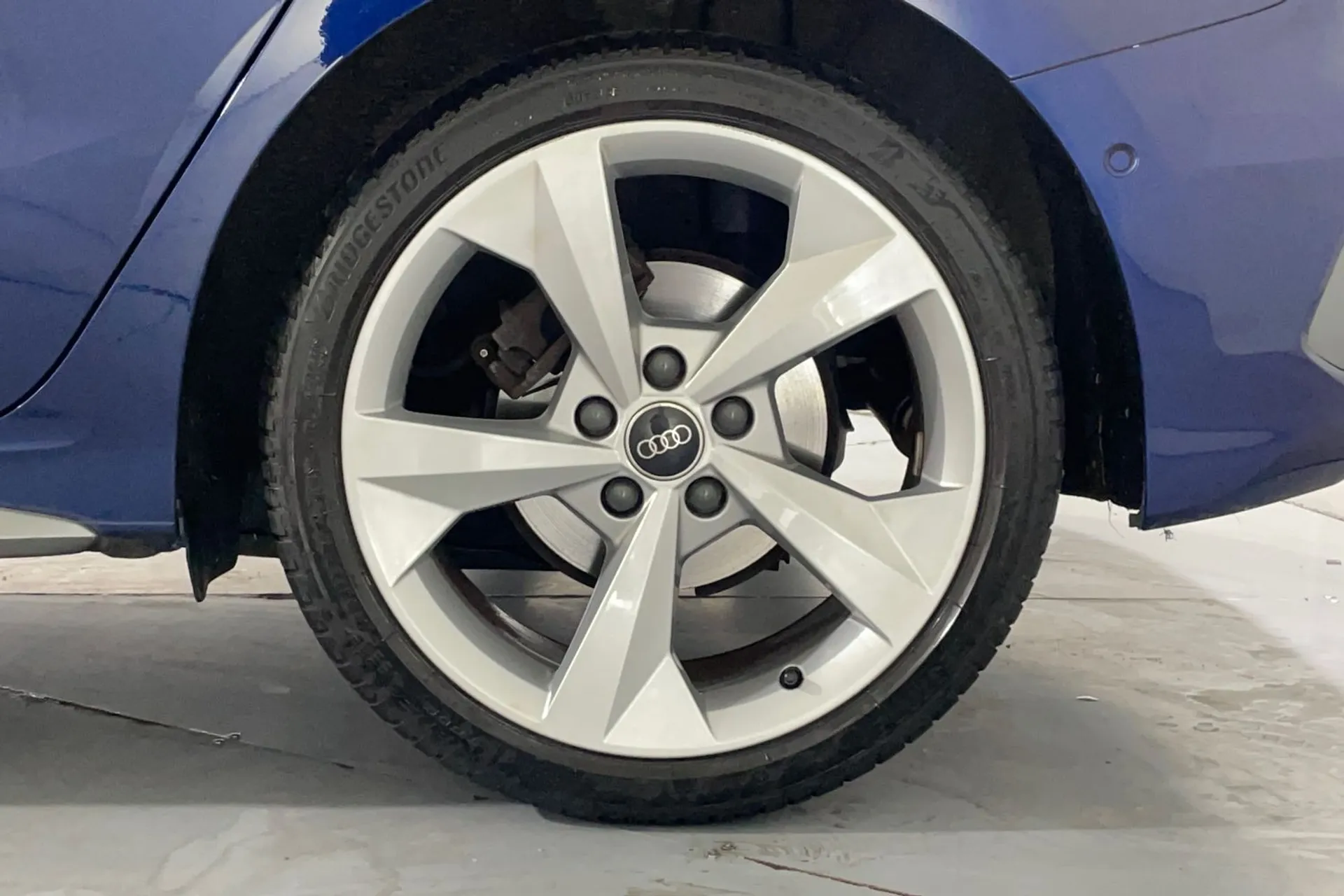 Audi A3 thumbnail image number 11
