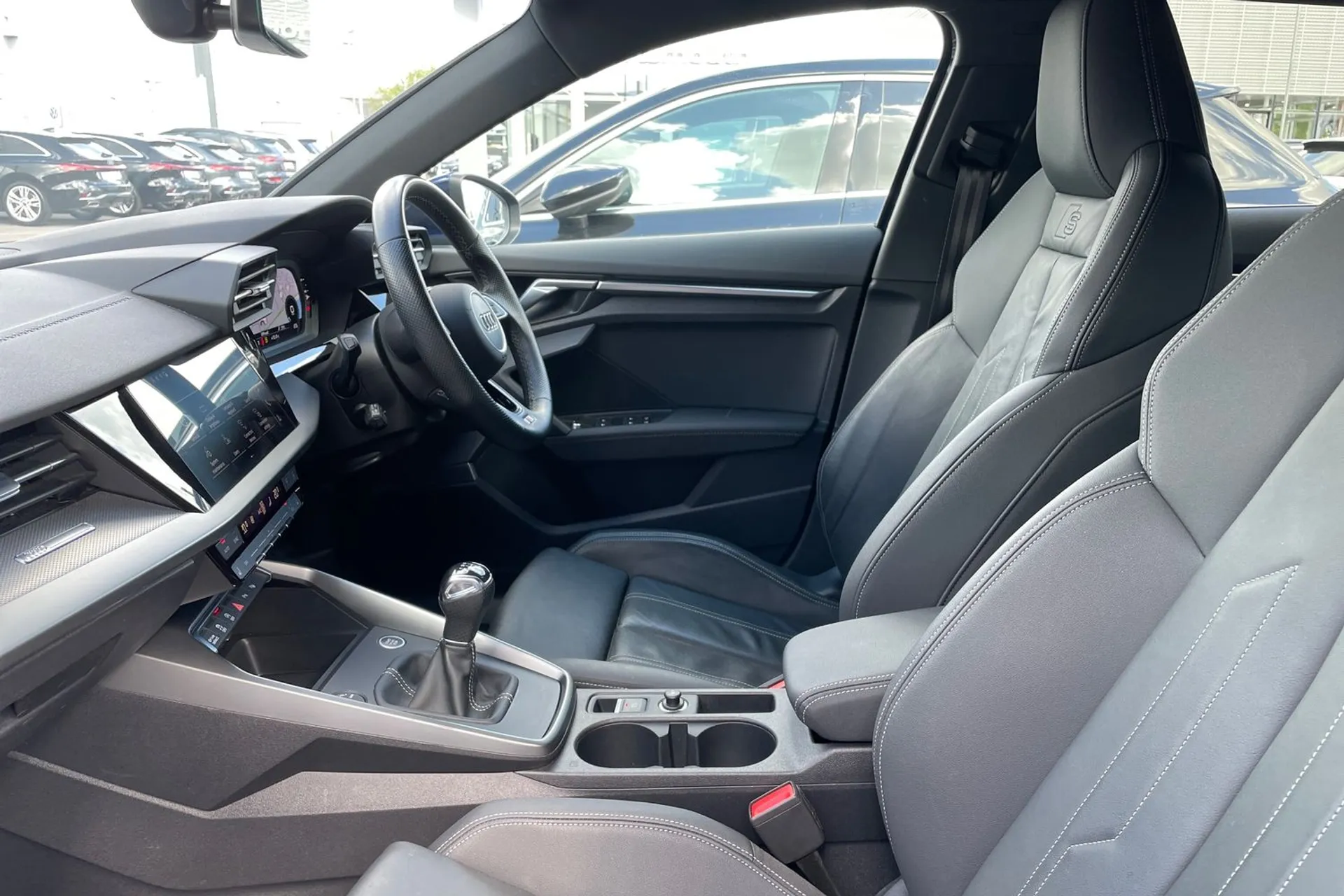 Audi A3 thumbnail image number 28