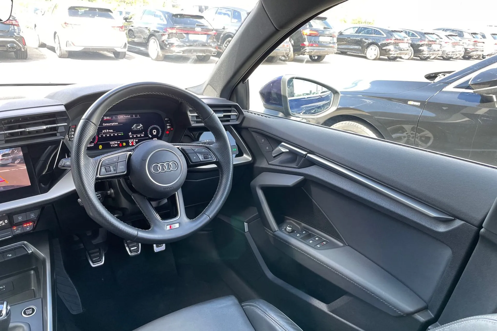 Audi A3 thumbnail image number 36