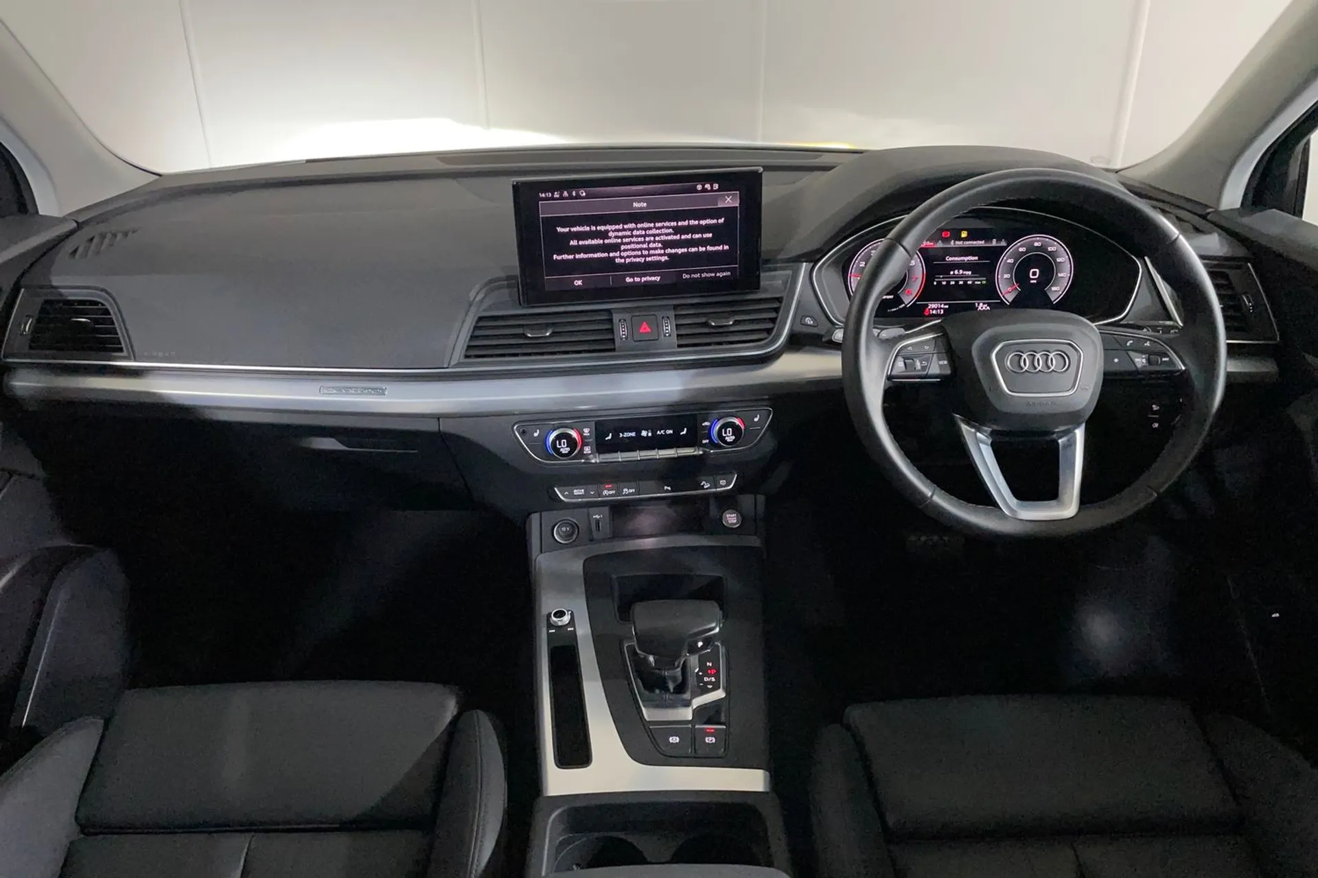 Audi Q5 thumbnail image number 3