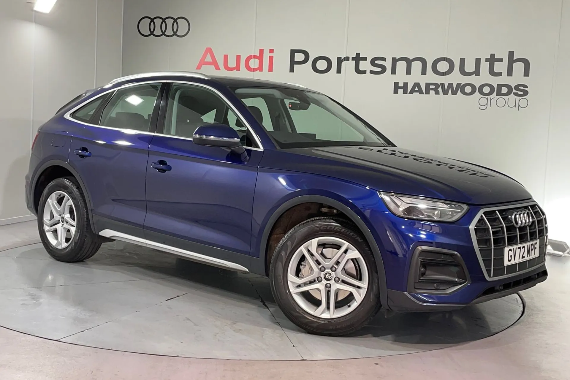 Audi Q5 focused image