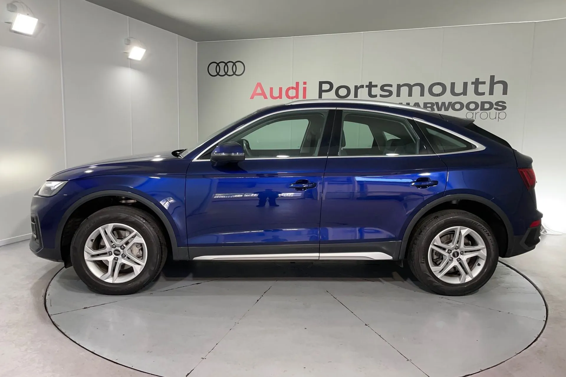 Audi Q5 thumbnail image number 12