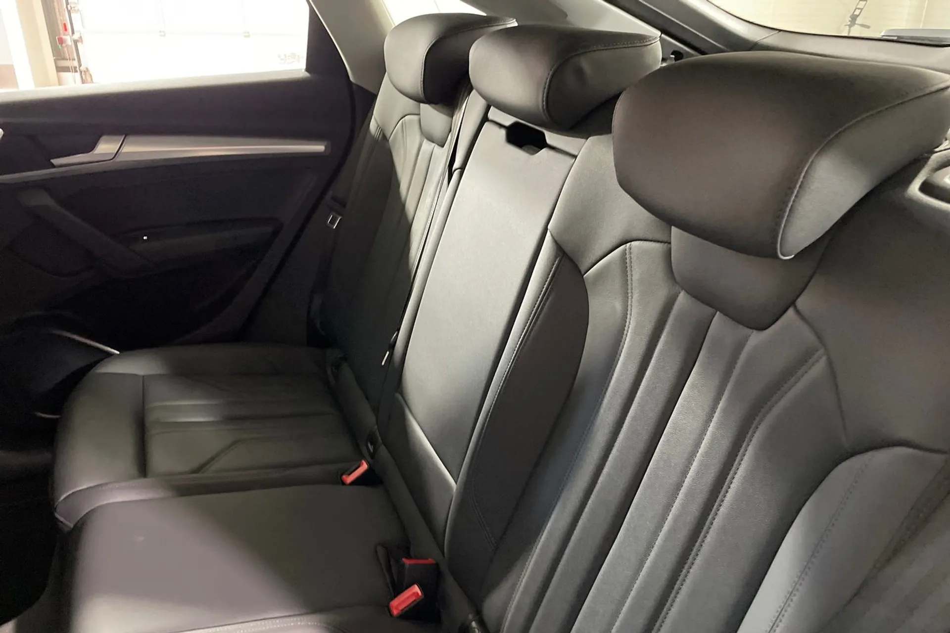 Audi Q5 thumbnail image number 35
