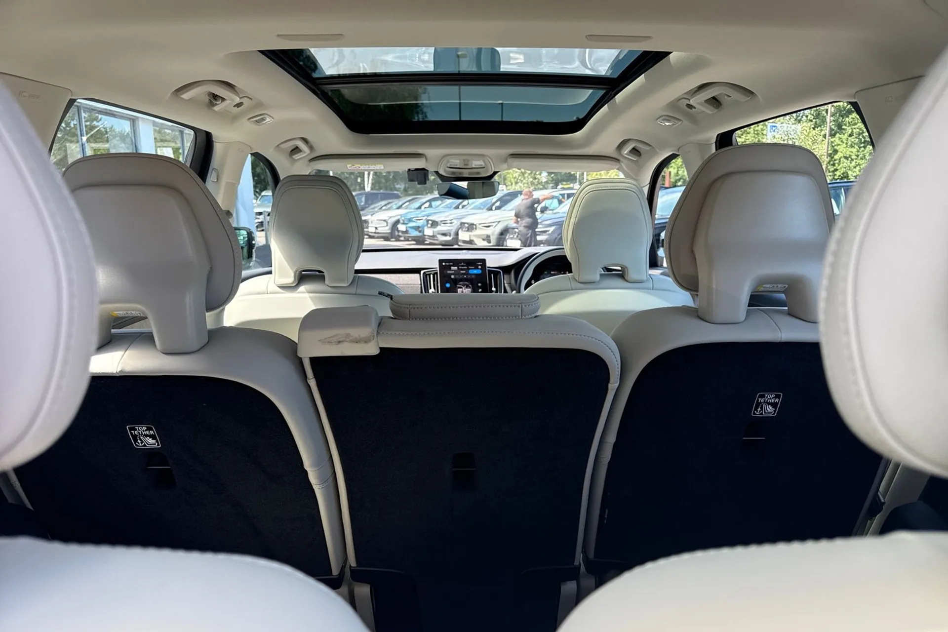 Volvo XC90 thumbnail image number 23