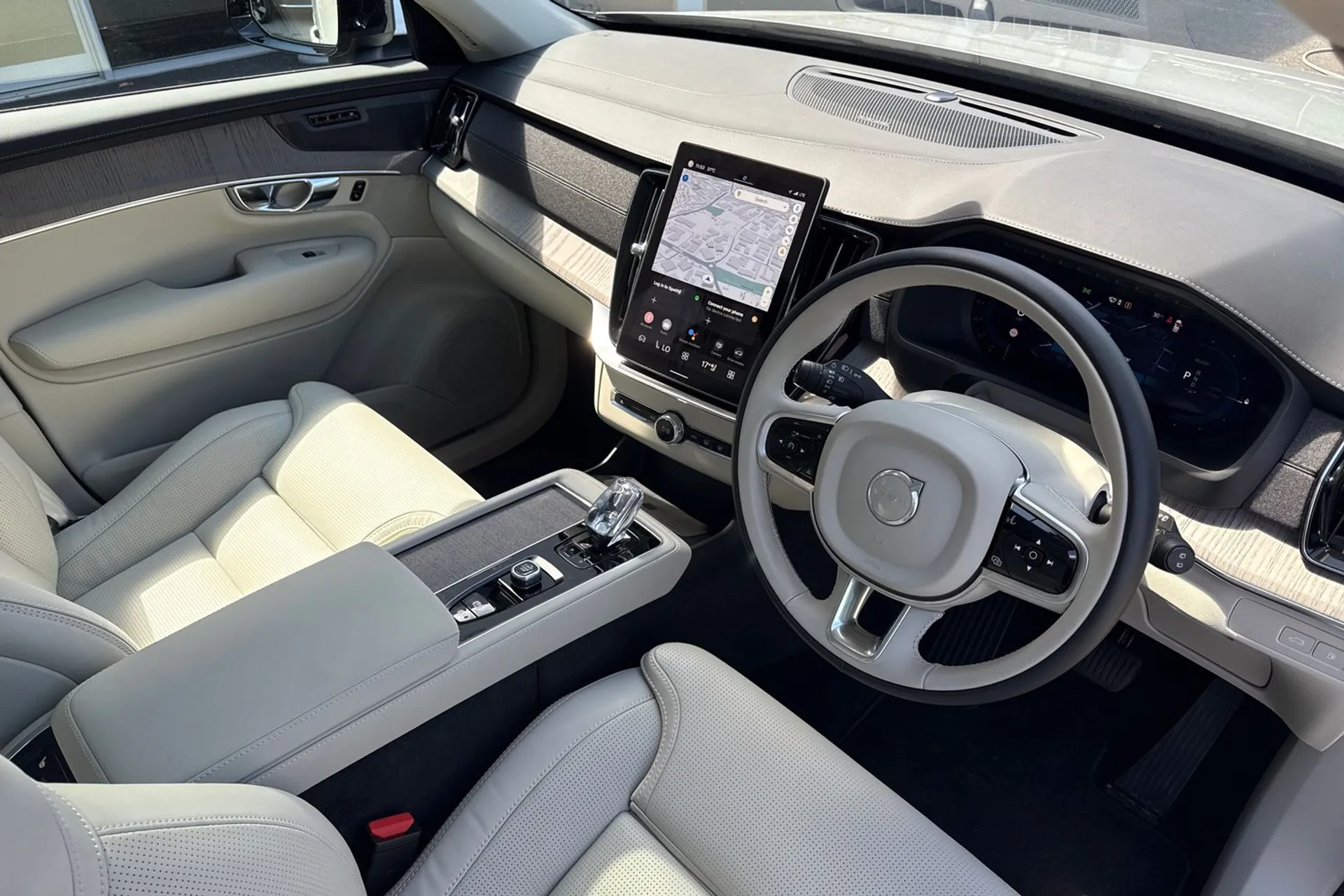 Volvo XC90 thumbnail image number 5