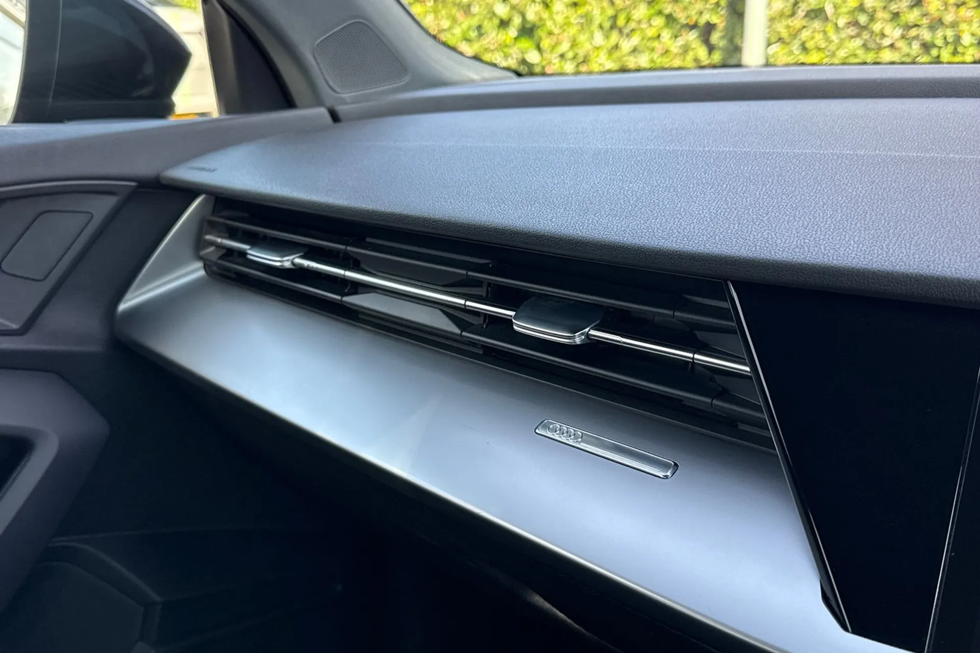 Audi A3 thumbnail image number 33