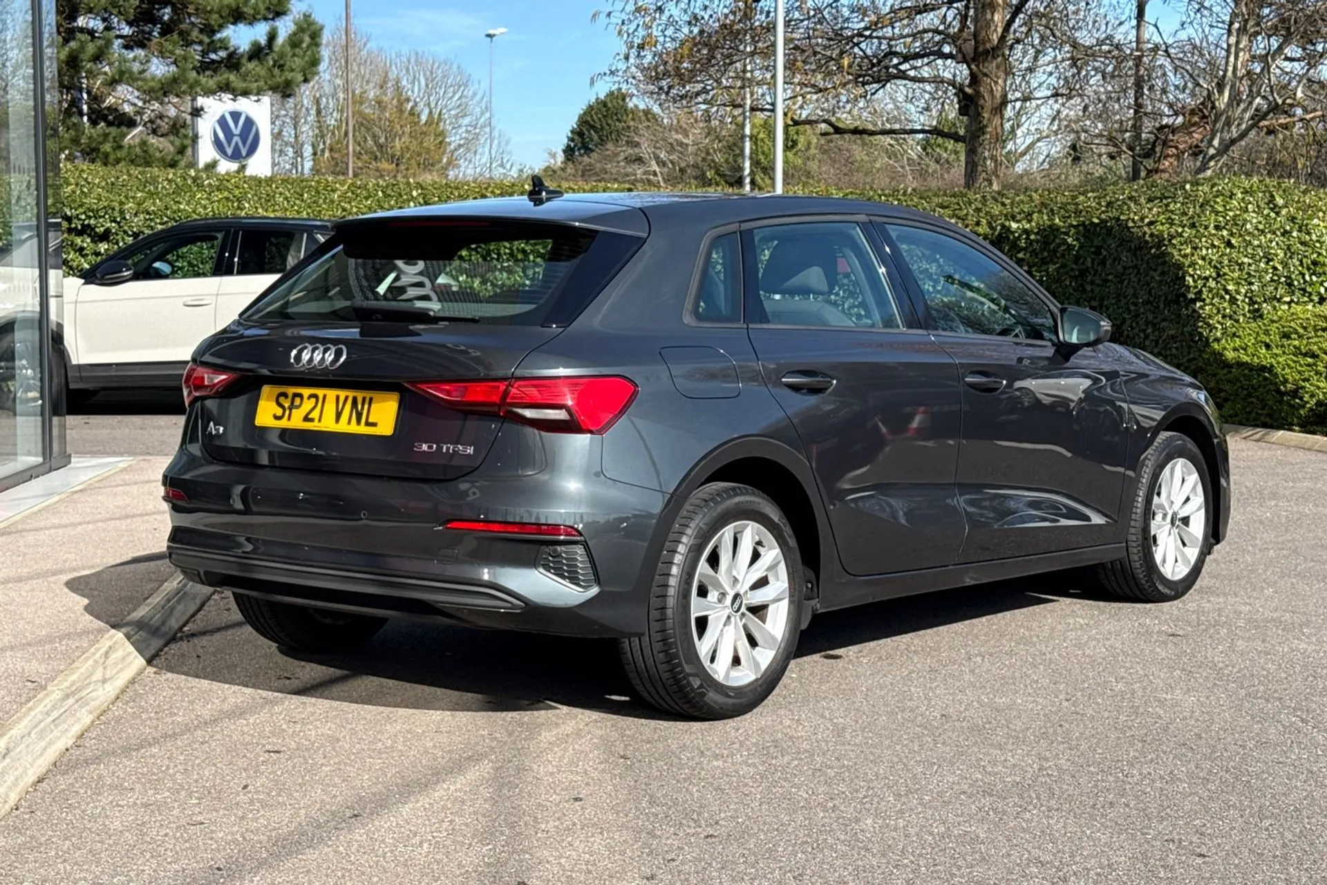 Audi A3 thumbnail image number 9