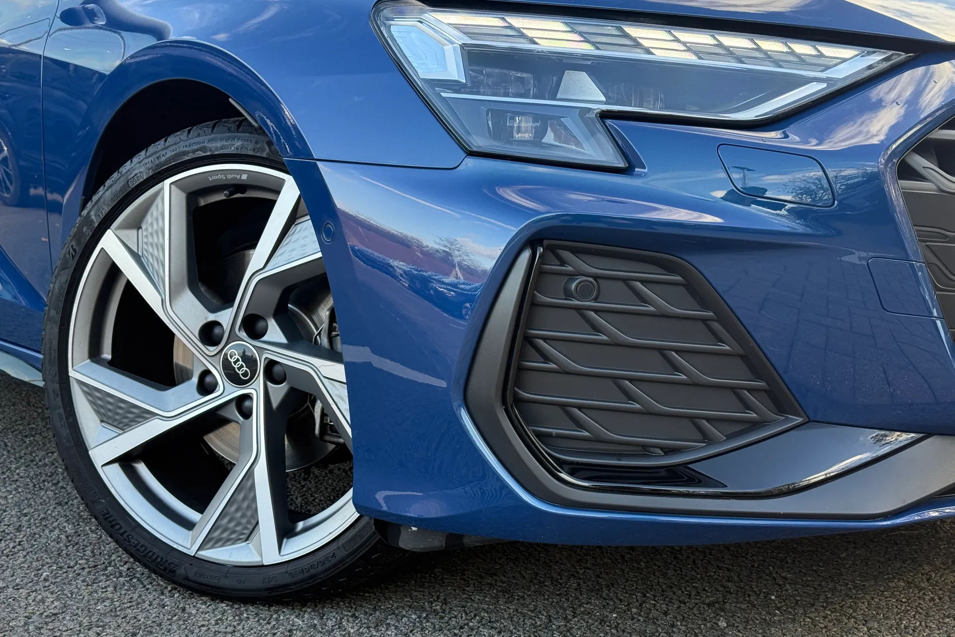 Audi A3 thumbnail image number 7