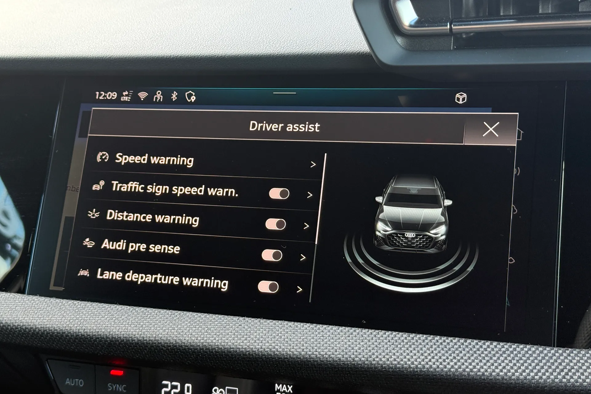 Audi A3 thumbnail image number 12