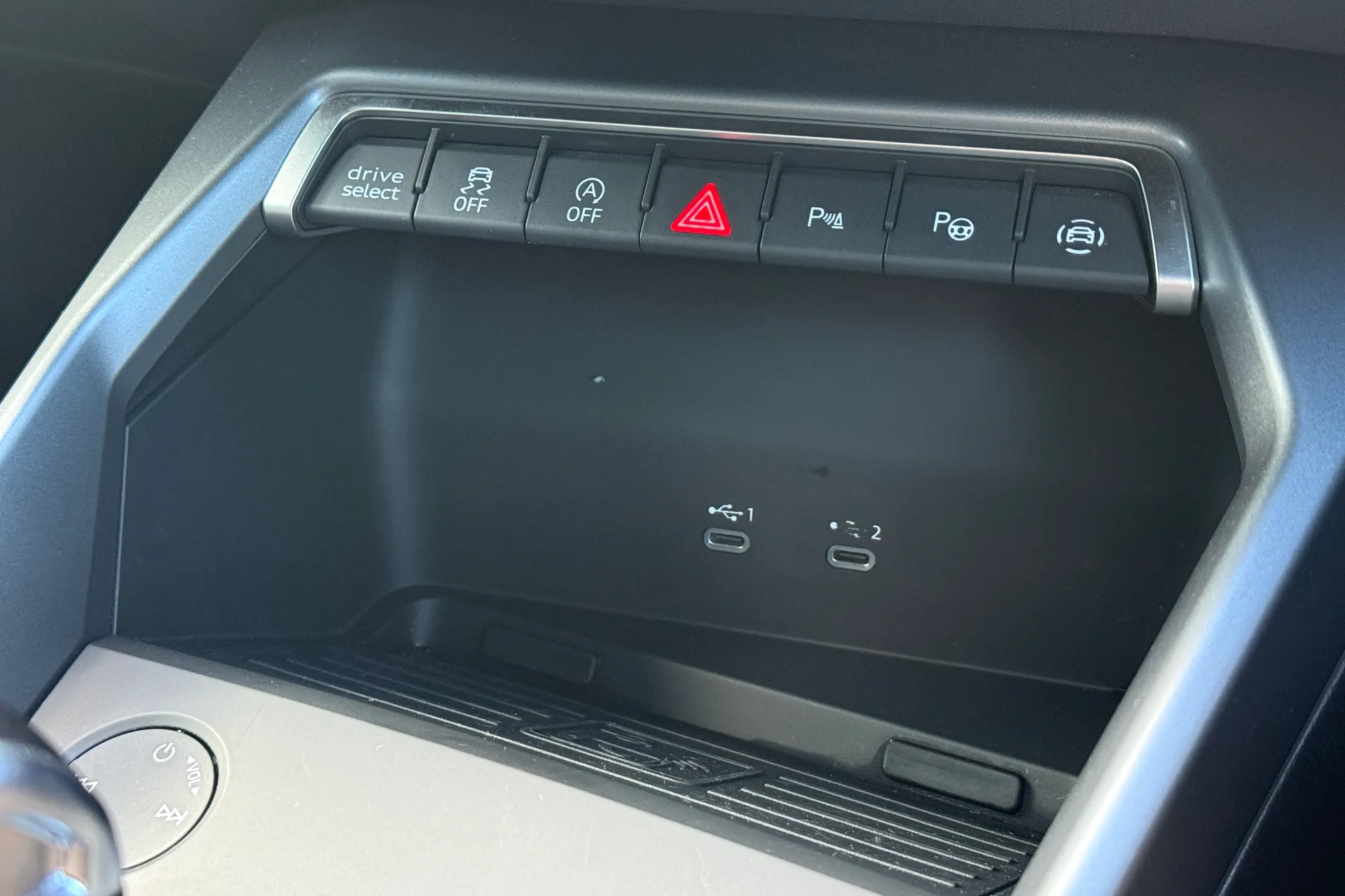 Audi A3 thumbnail image number 14