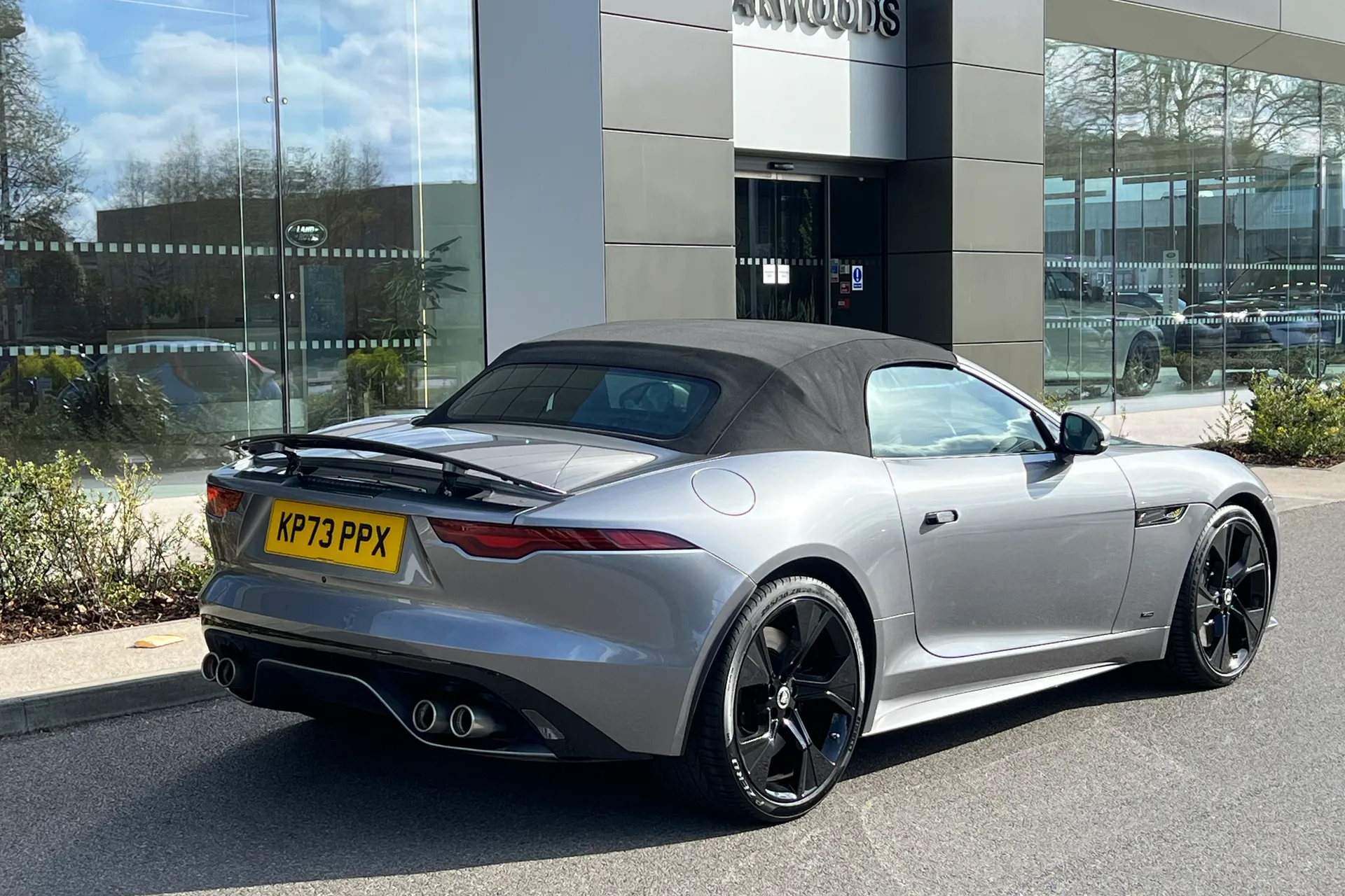Jaguar F-TYPE thumbnail image number 63