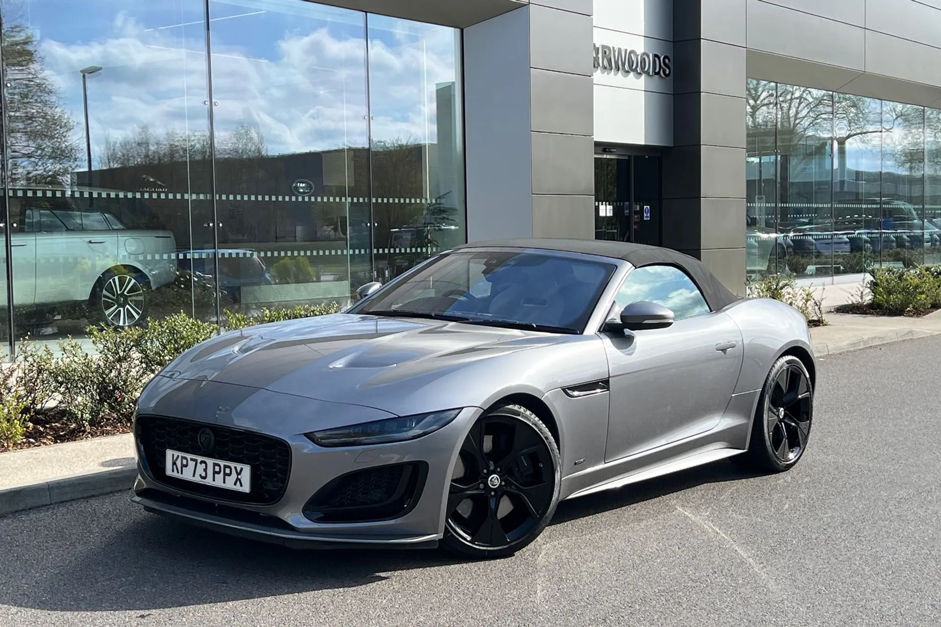 Jaguar F-TYPE thumbnail image number 20