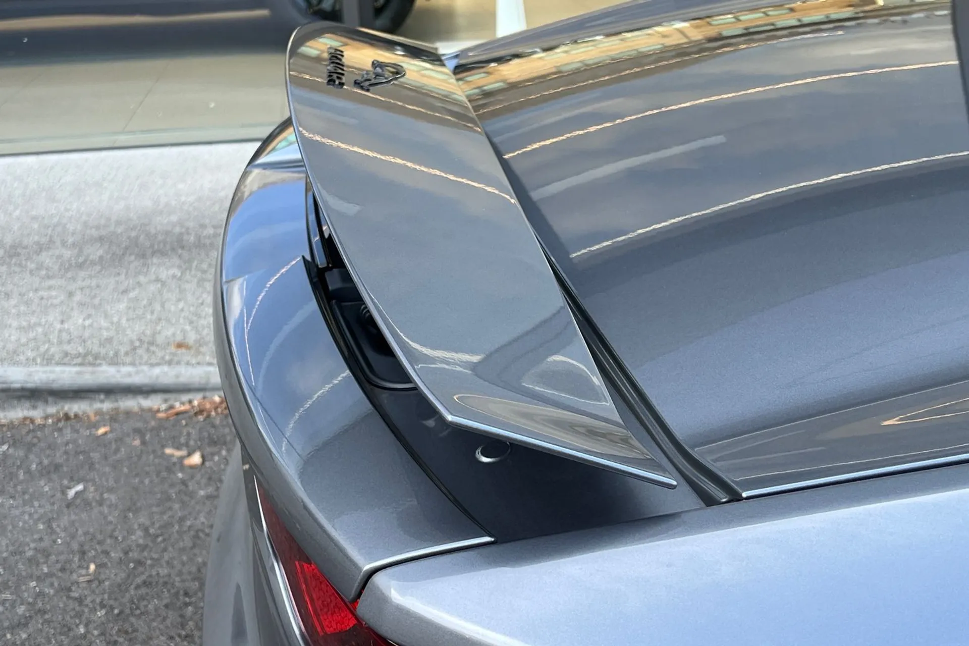 Jaguar F-TYPE thumbnail image number 35