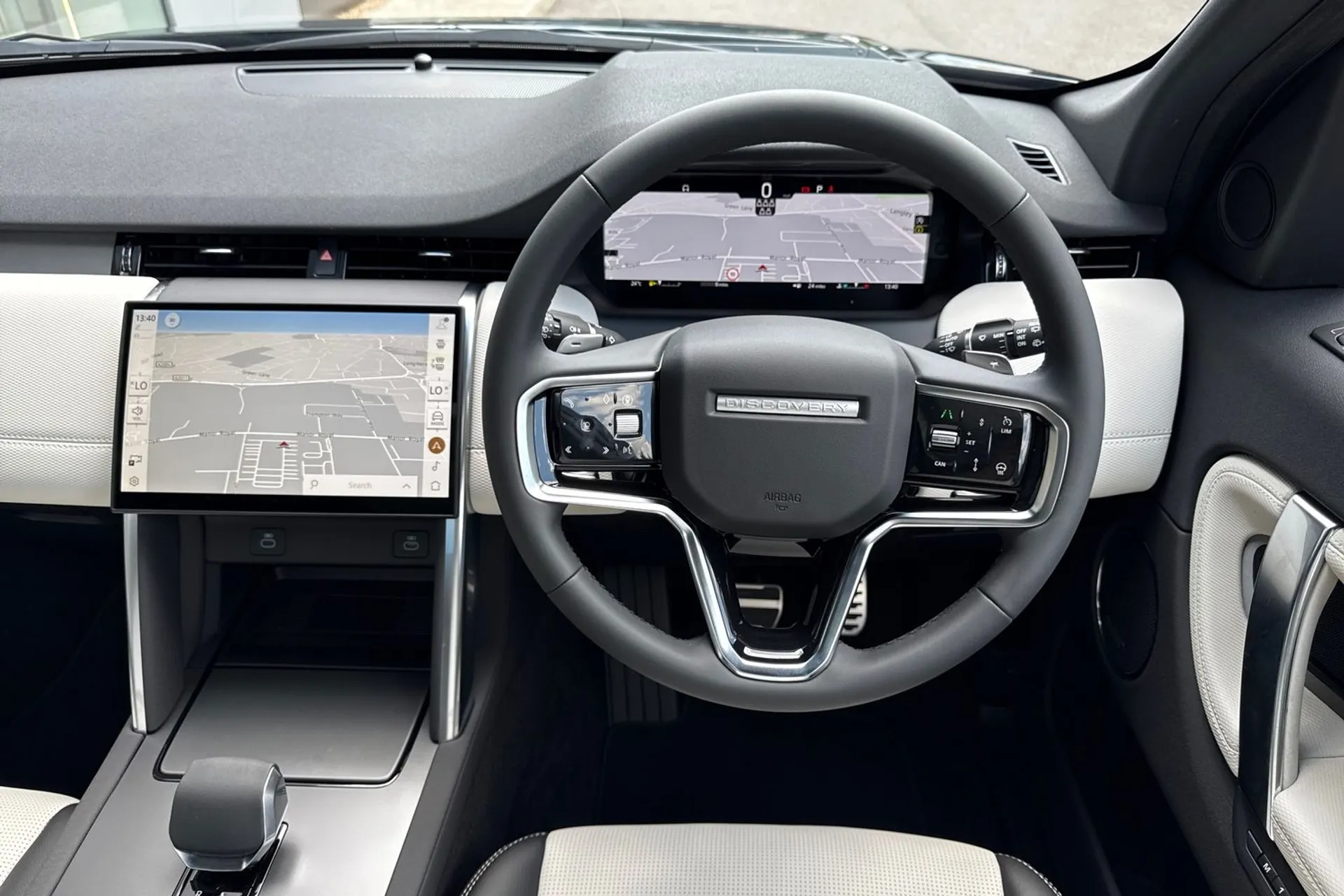LAND ROVER DISCOVERY SPORT thumbnail image number 17