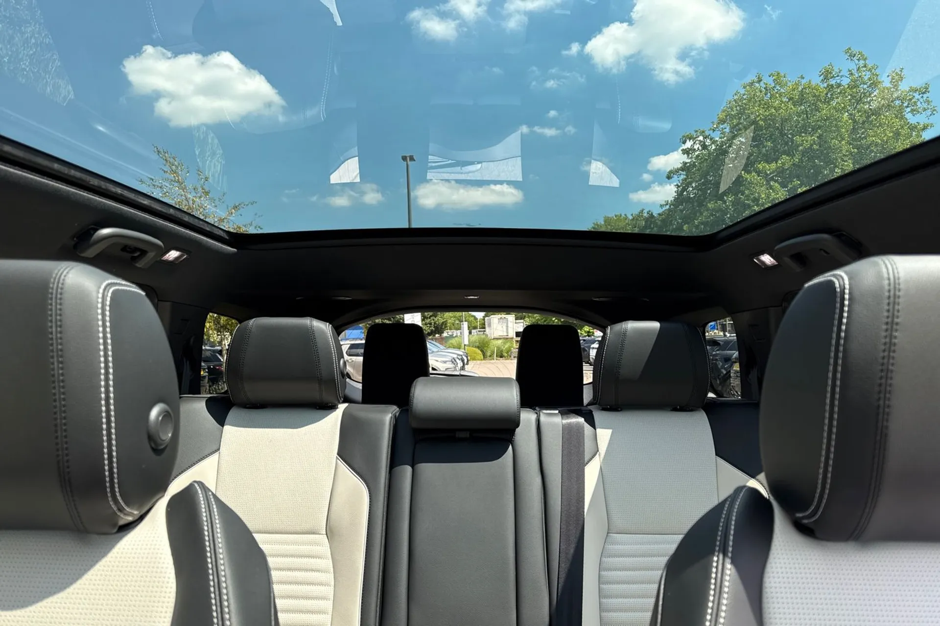 LAND ROVER DISCOVERY SPORT thumbnail image number 22