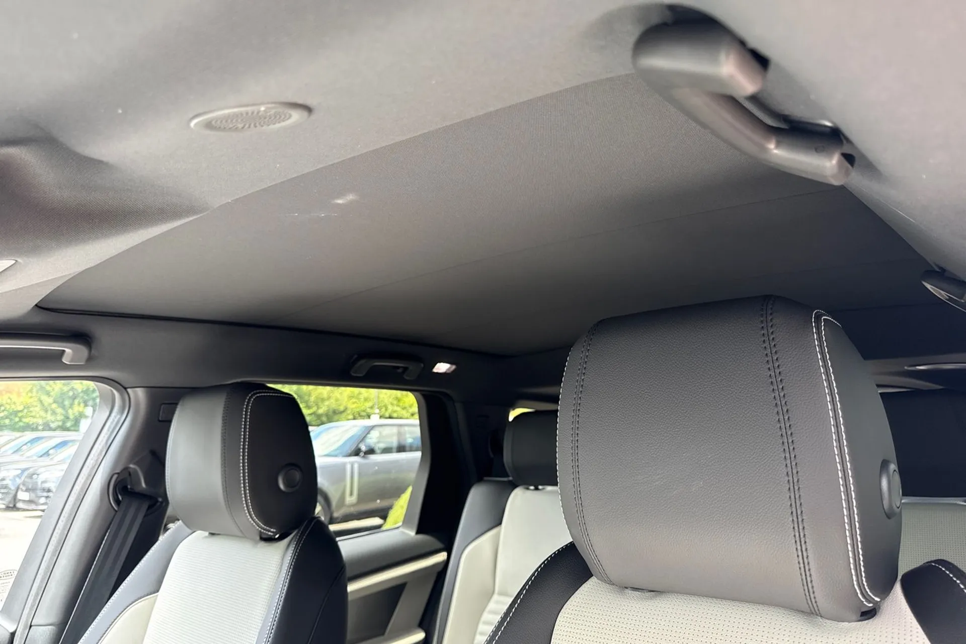 LAND ROVER DISCOVERY SPORT thumbnail image number 5