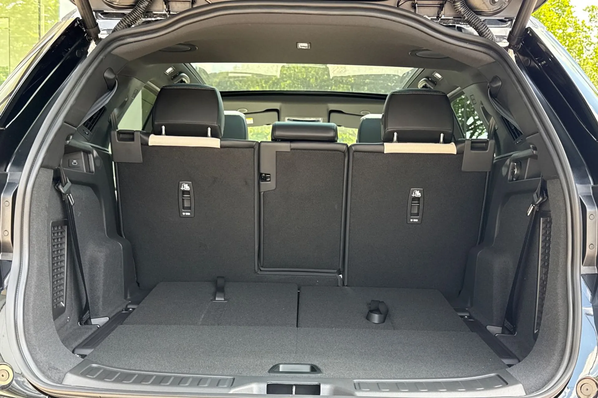 LAND ROVER DISCOVERY SPORT thumbnail image number 29