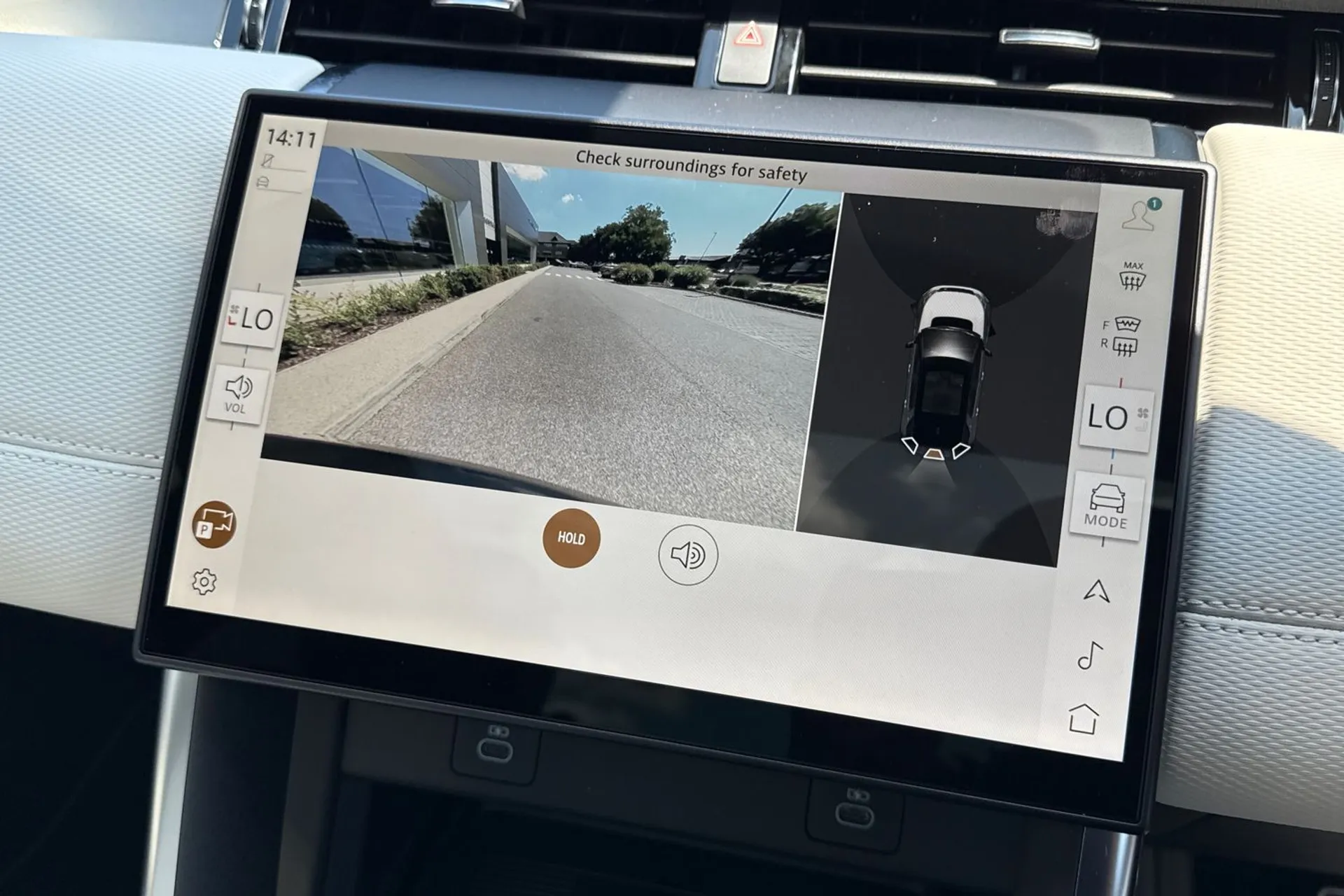 LAND ROVER DISCOVERY SPORT thumbnail image number 6