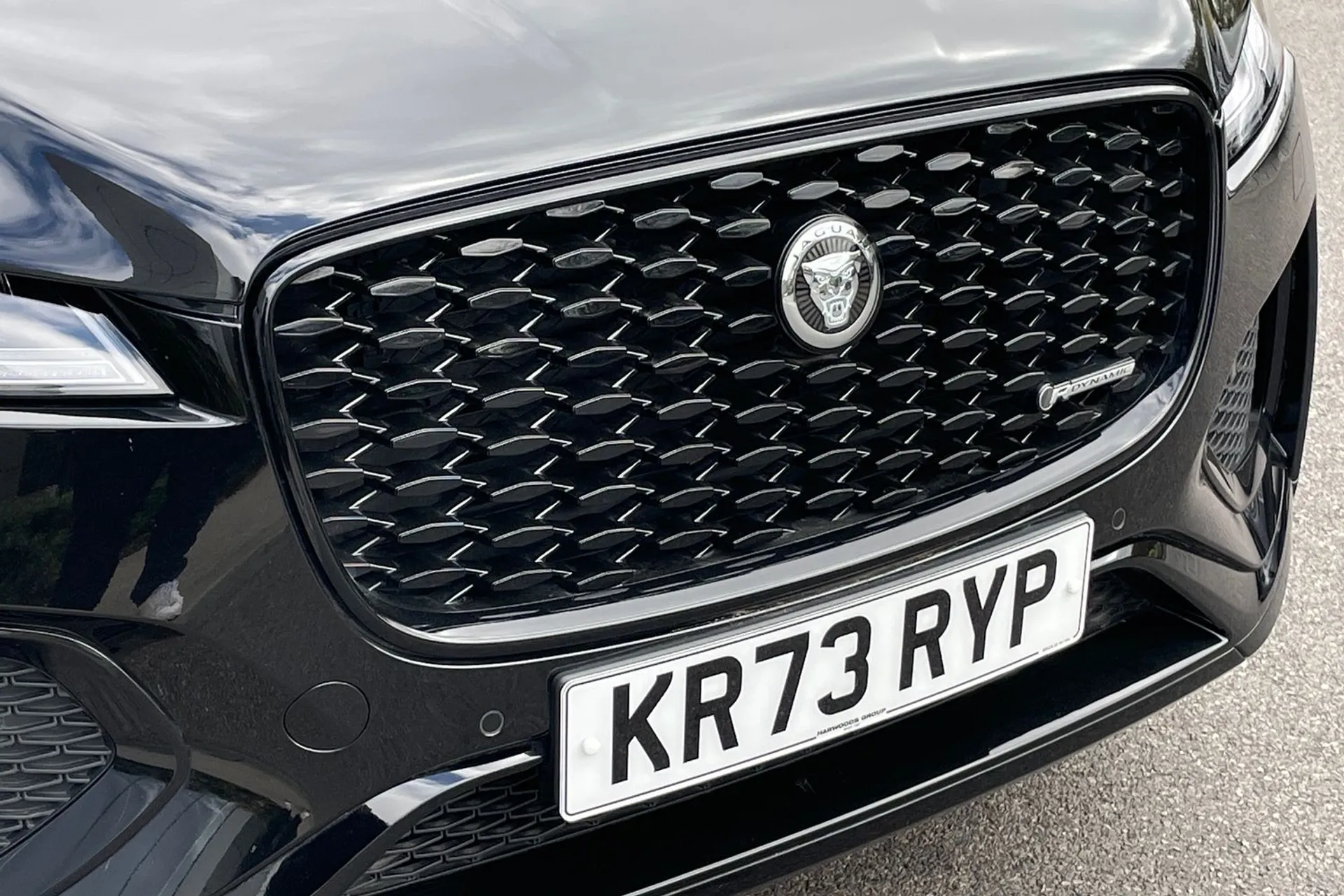 Jaguar F-PACE thumbnail image number 46