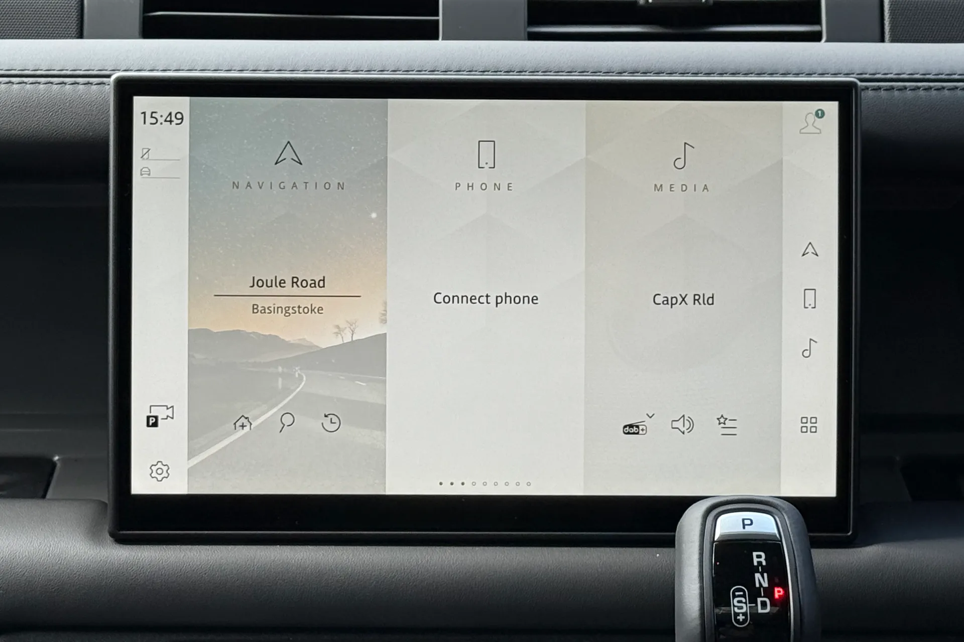 LAND ROVER Defender 130 thumbnail image number 22