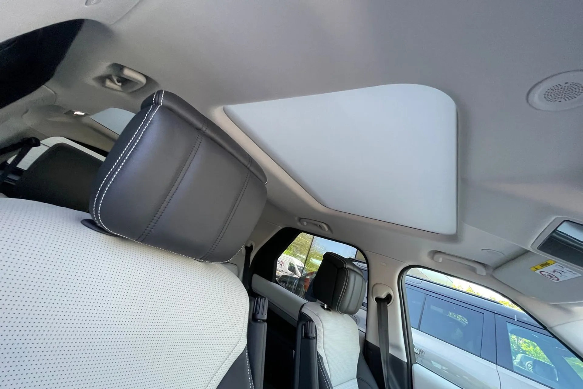 LAND ROVER DISCOVERY thumbnail image number 37