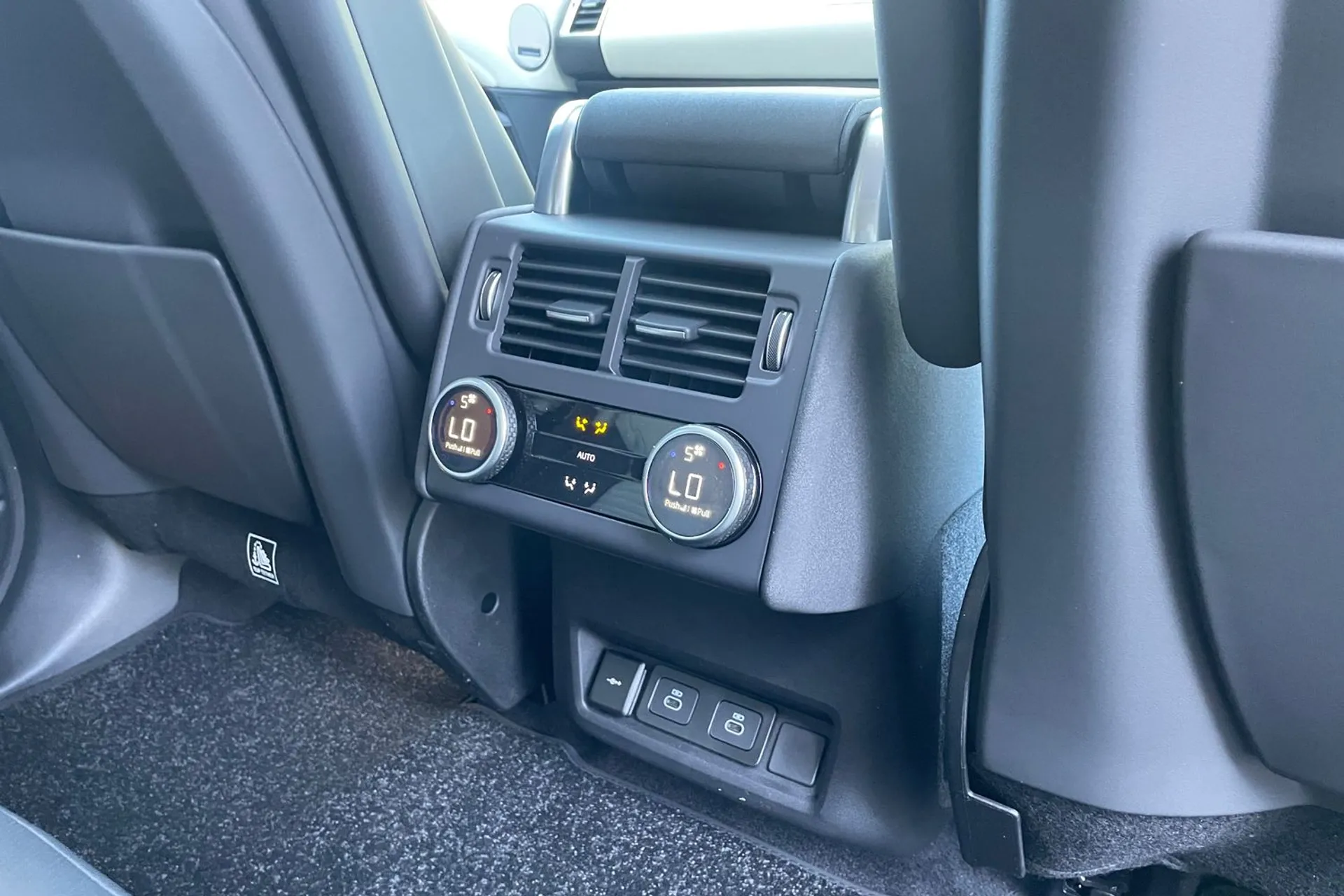 LAND ROVER DISCOVERY thumbnail image number 34