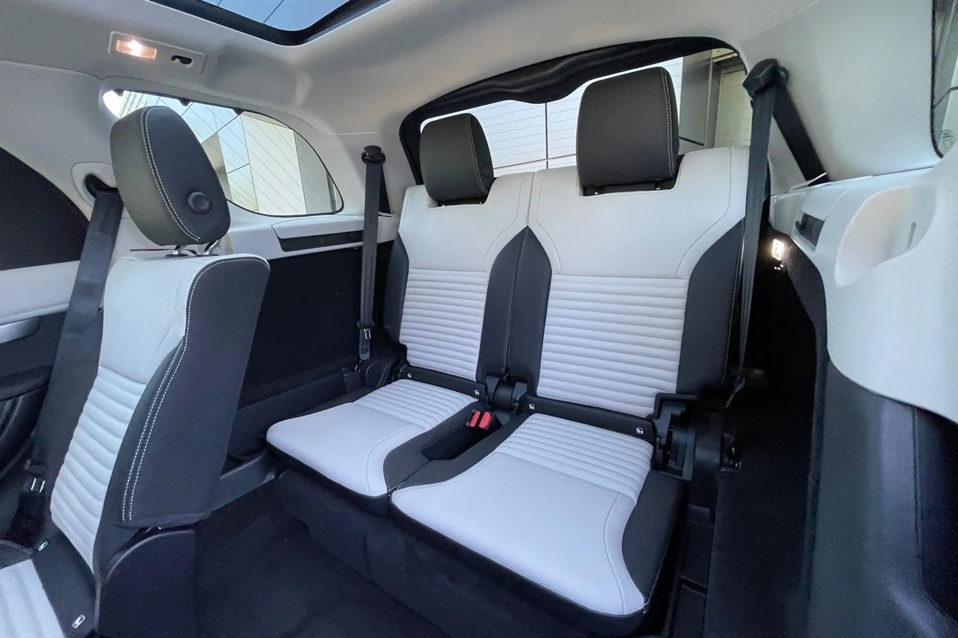 LAND ROVER DISCOVERY thumbnail image number 41