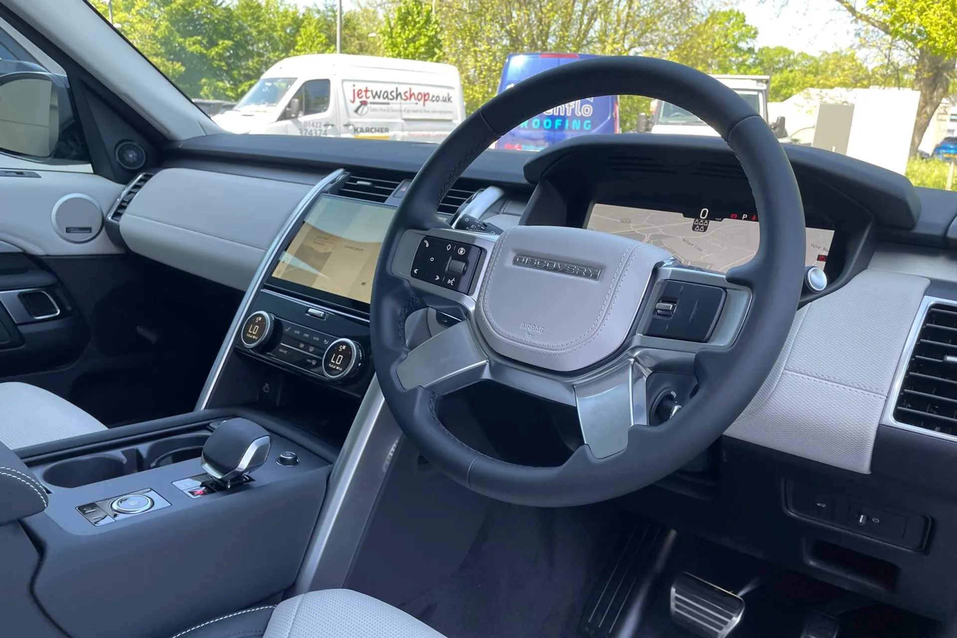 LAND ROVER DISCOVERY thumbnail image number 32